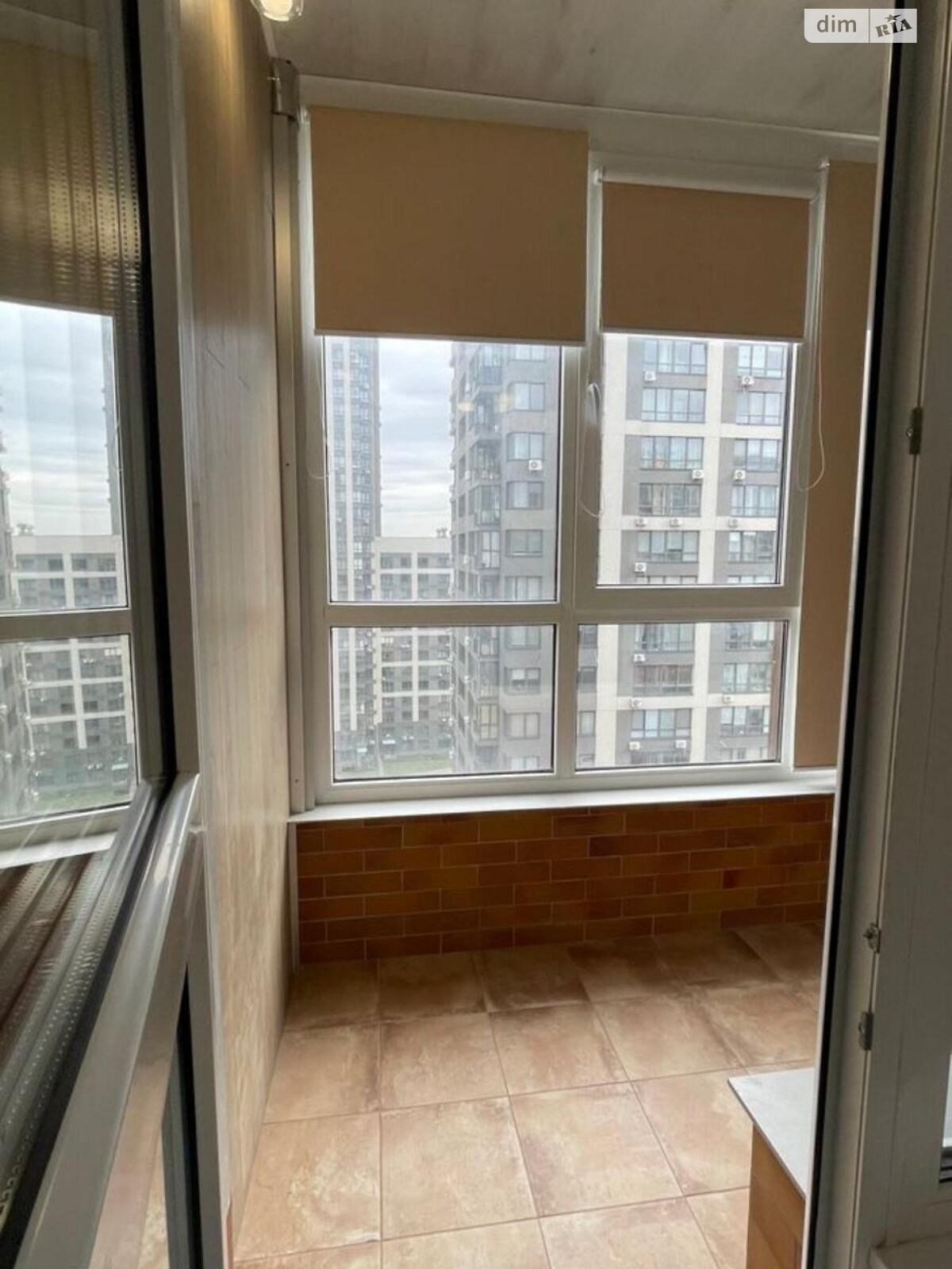 Renovated Apartment with Modern Amenities and Comfortable Design