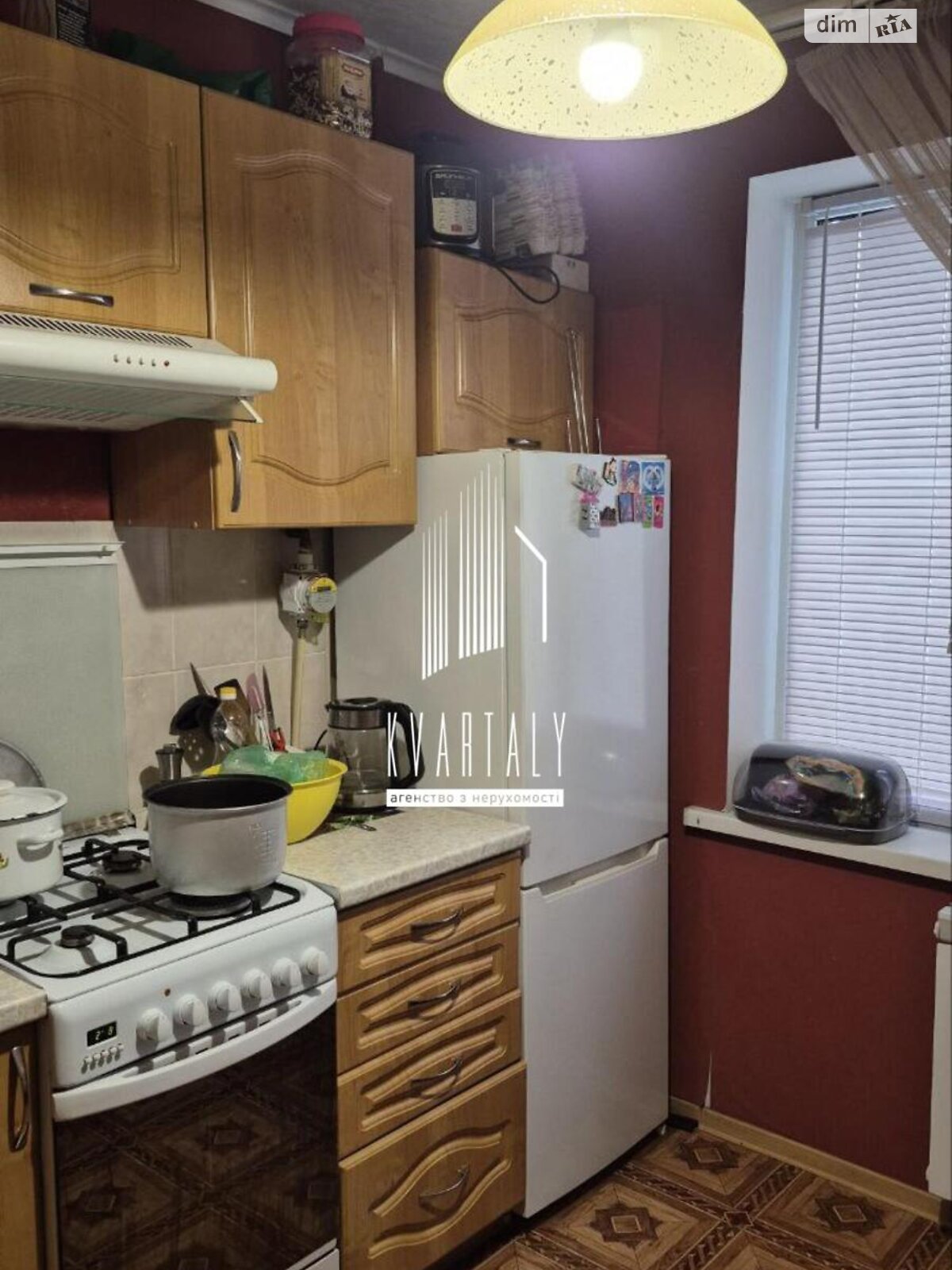 2-room apartment on Zdolbunivska Street, well-equipped and conveniently located