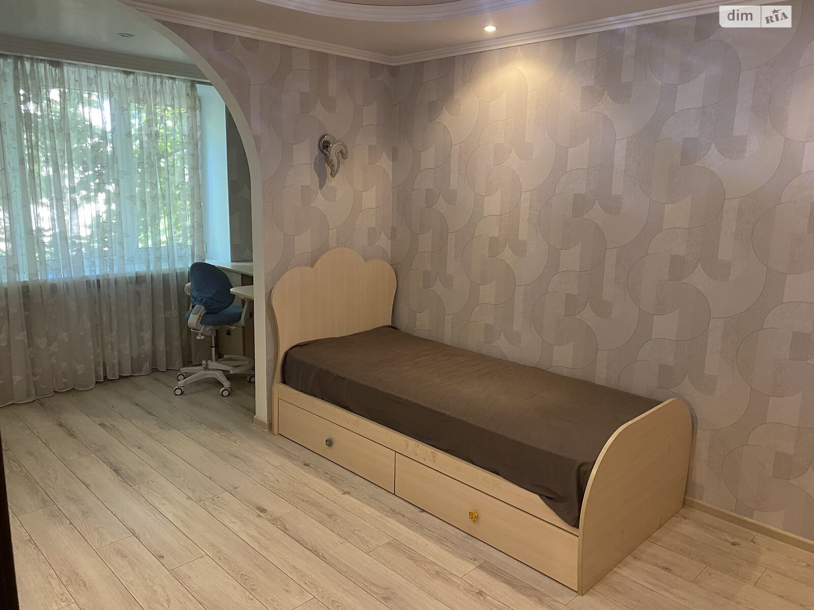 Генерал Петров көшесіндегі 2 бөлмелі пәтер толық жөндеумен
