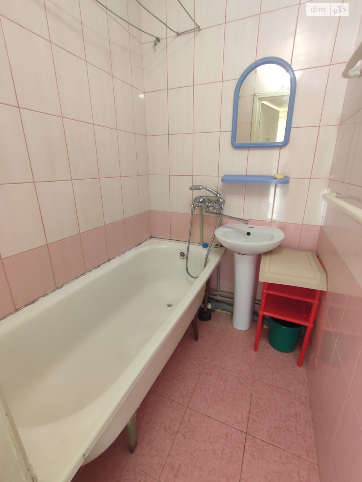 Apartment near Victory Metro, close to supermarkets