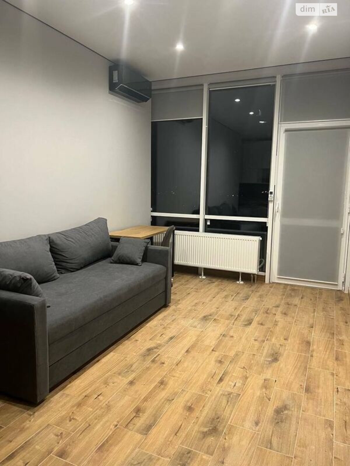1-Bedroom Designer Apartment on 17th Floor in Kyiv