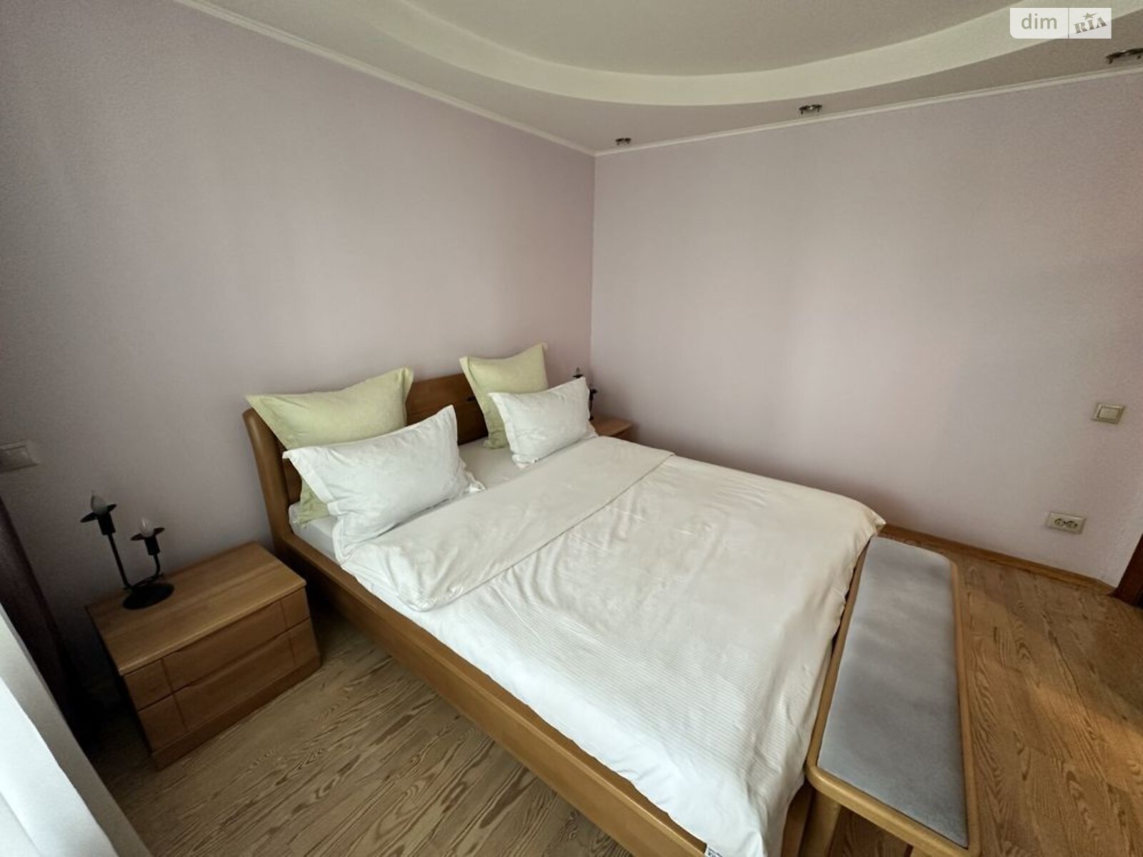 3-4 Room Apartment at Zhytomyr Neighborhood Peremohy-5, Generator Hrushevyi Street 12