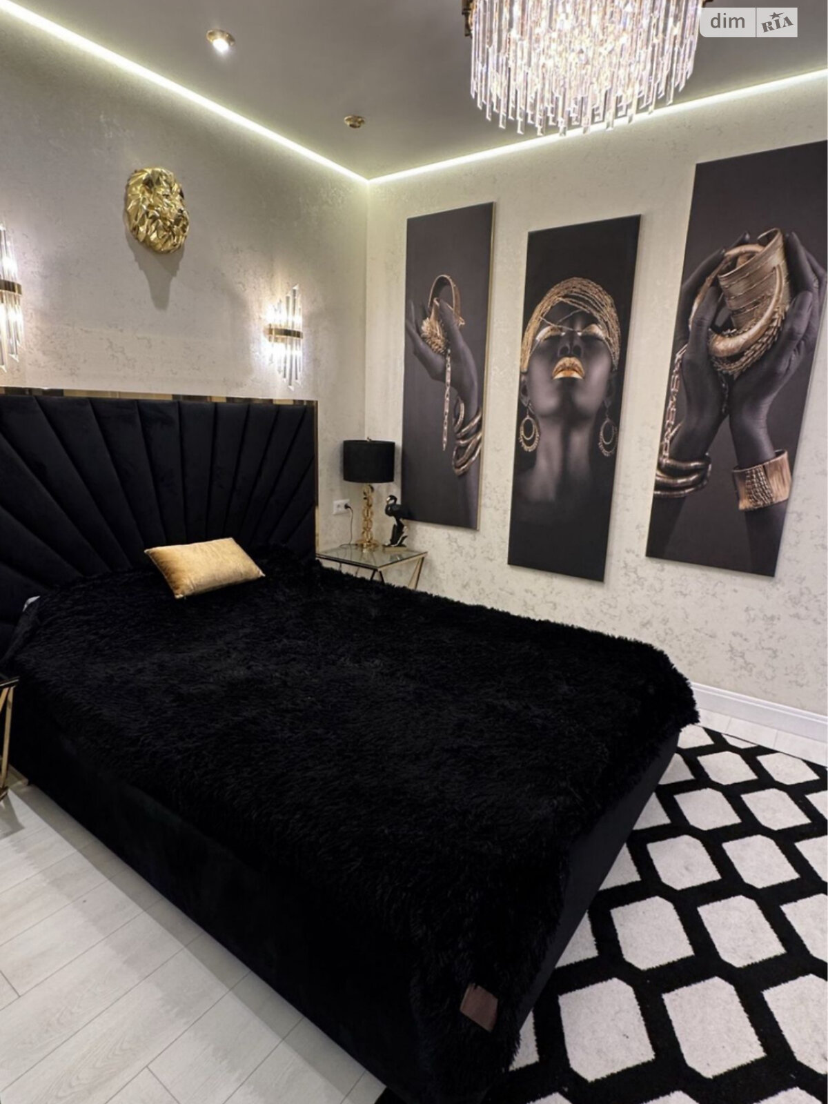 1-bedroom apartment in 44 Pearl, Arcadia, with designer renovation