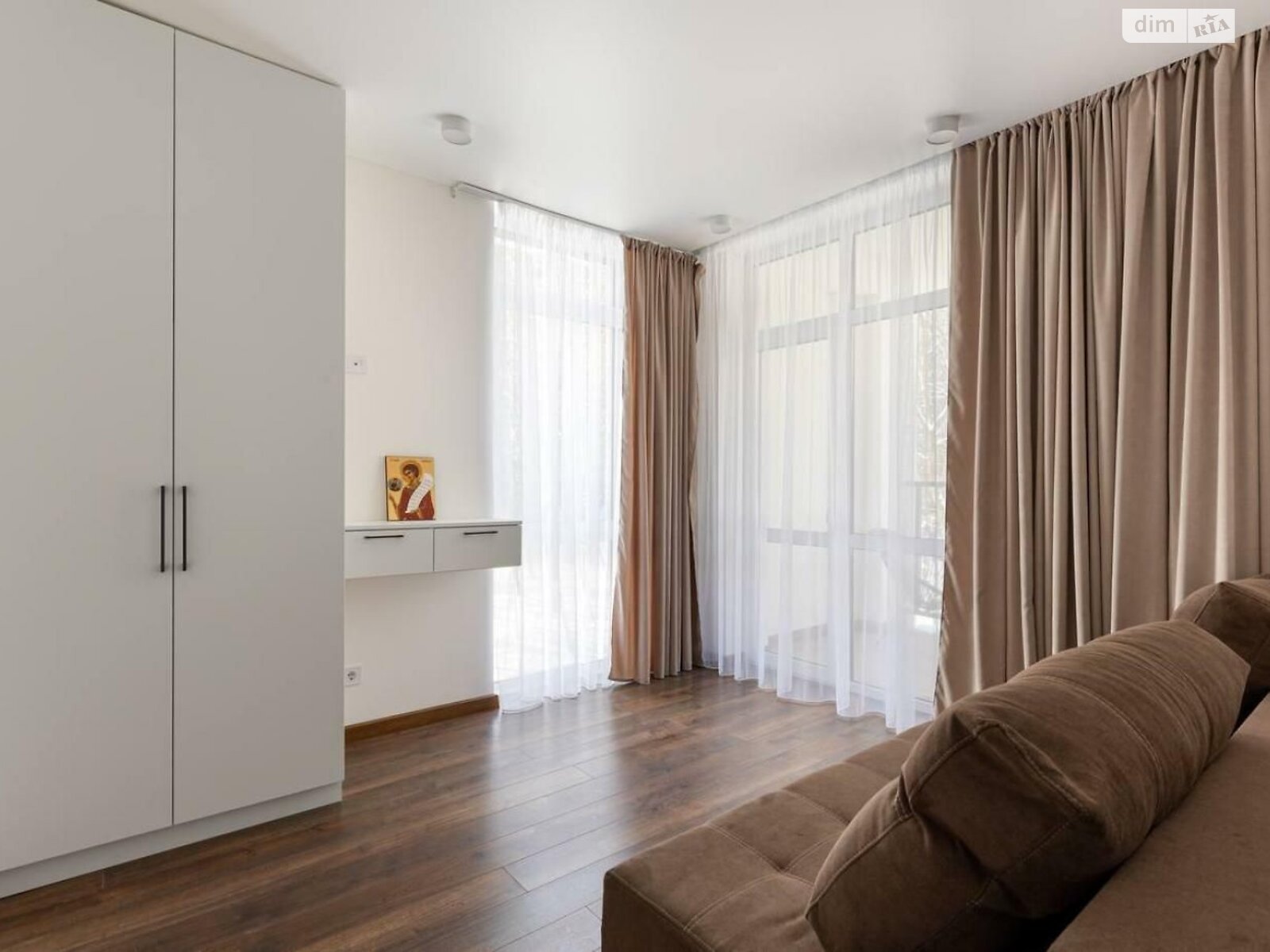 Two-room apartment in Lviv with designer renovation and modern amenities