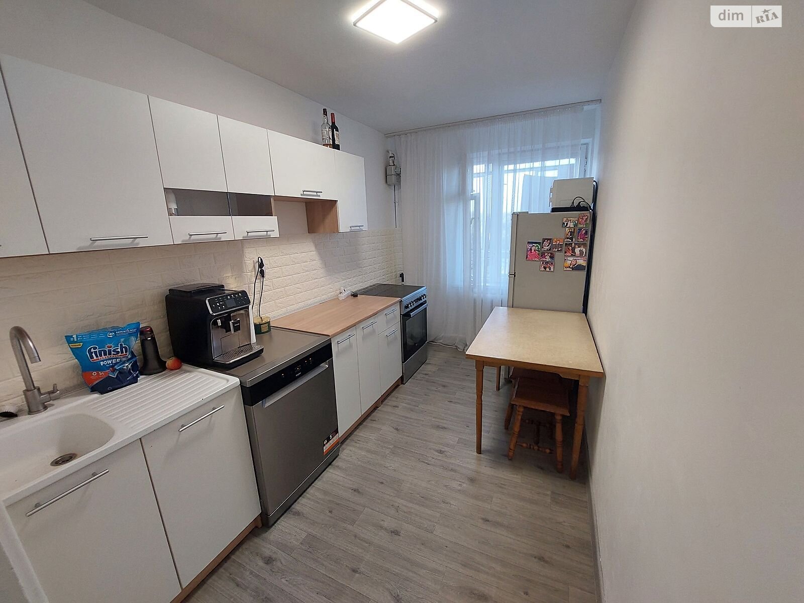 Spacious 1-bedroom apartment near Striyska Street, close to auto station