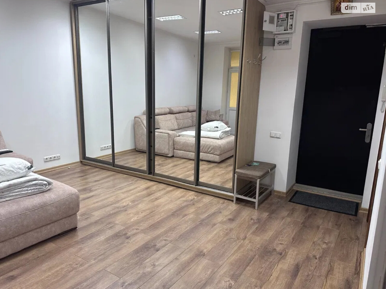 One-bedroom studio apartment on second floor with modern amenities