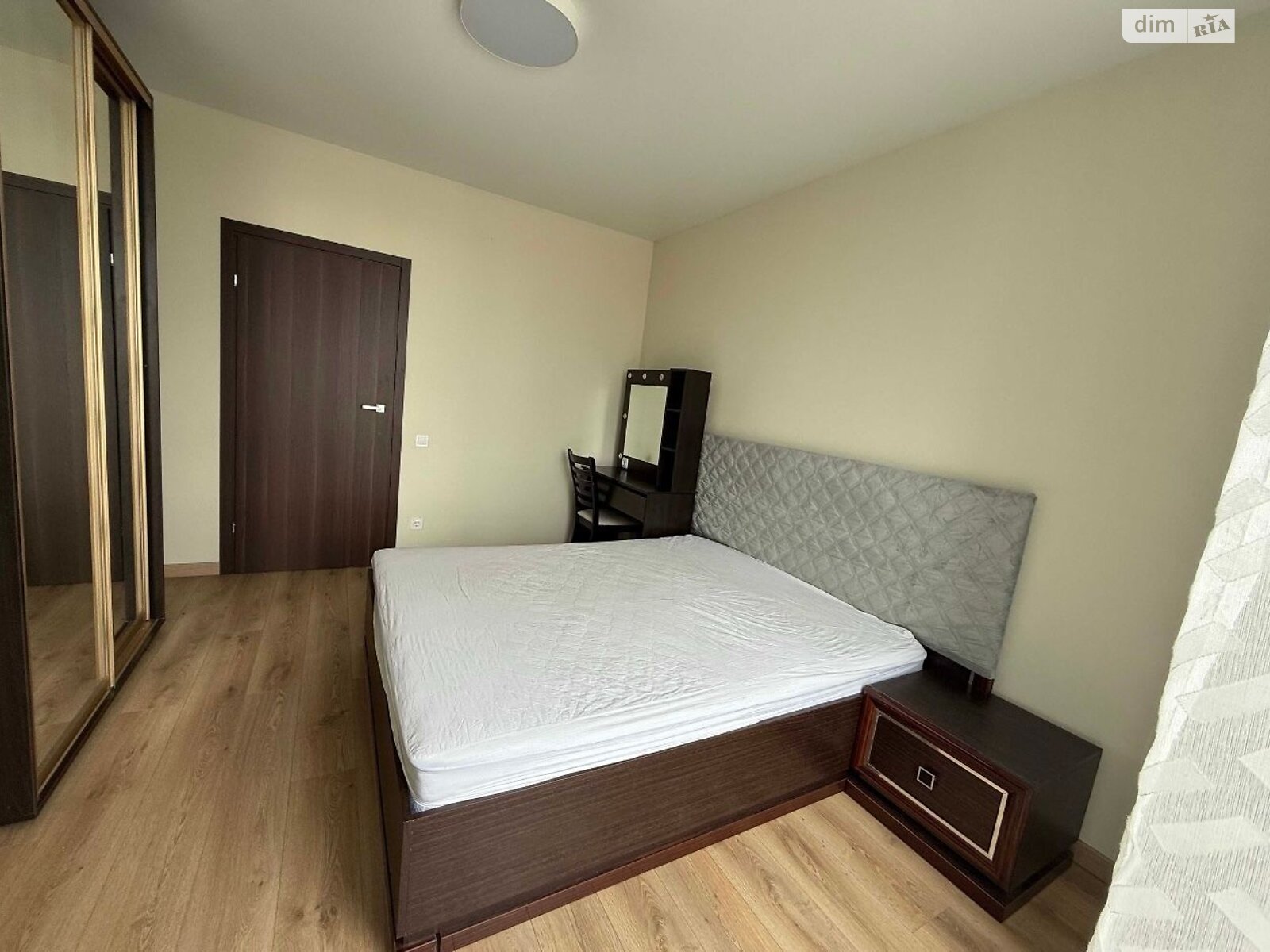 Fully Furnished Apartment with Modern Design and Comfortable Amenities