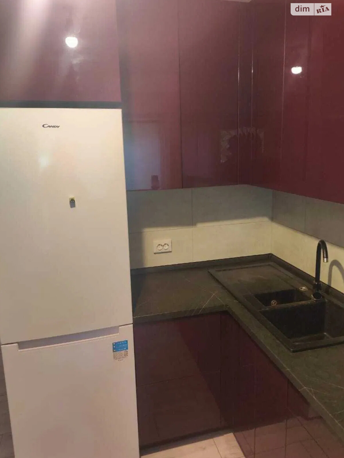 2-Room Apartment in Solomenskyi District, Kyiv