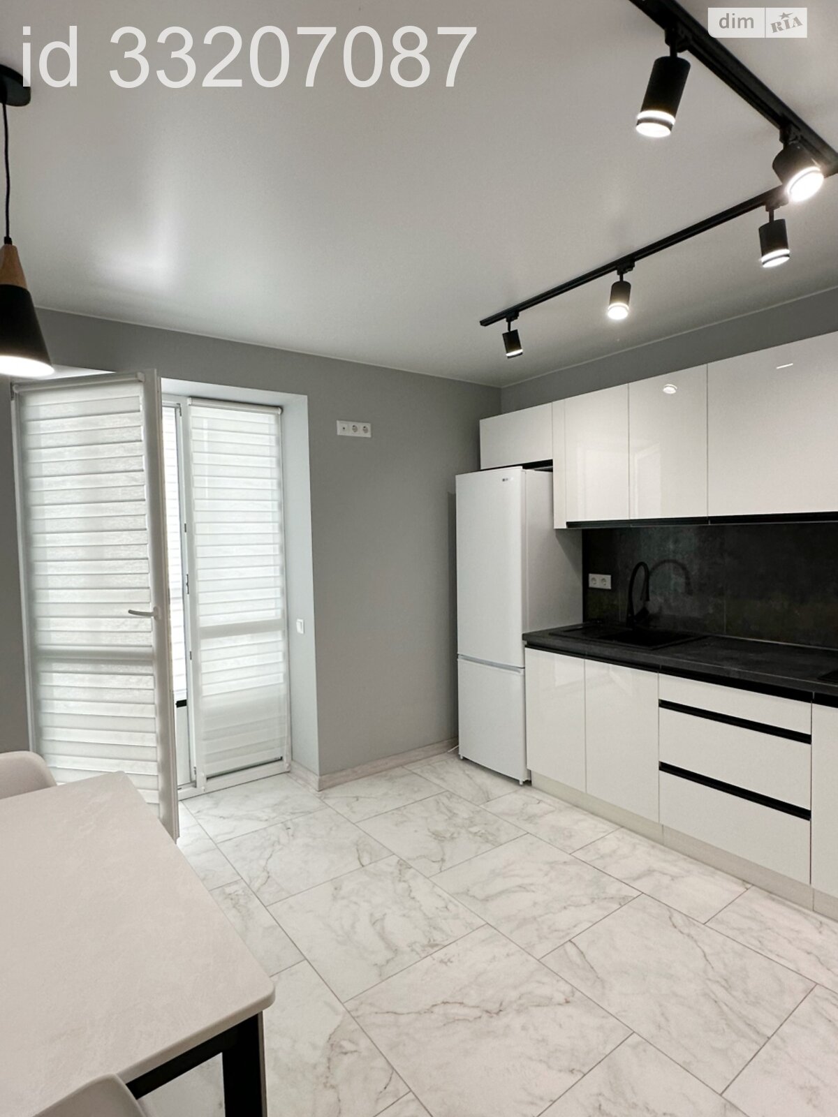 1-Room Apartment on Zalizhnychna Street (Schengen Complex)