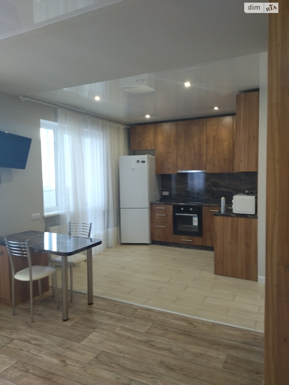 1-Room Apartment in New Building with Modern Renovation