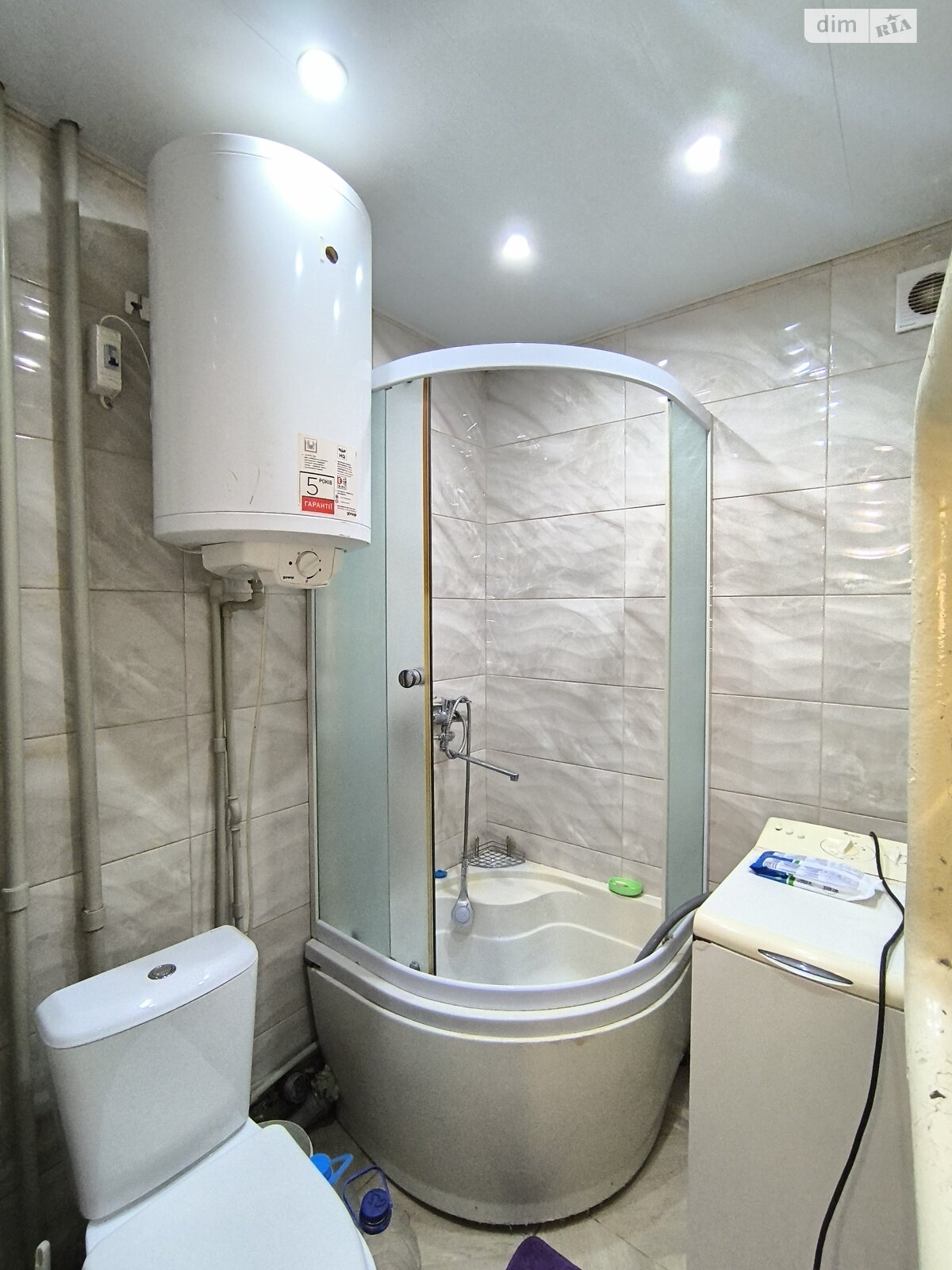 1-Room Apartment on B. Khmelnitsky Street, Ground Floor, Quiet Area