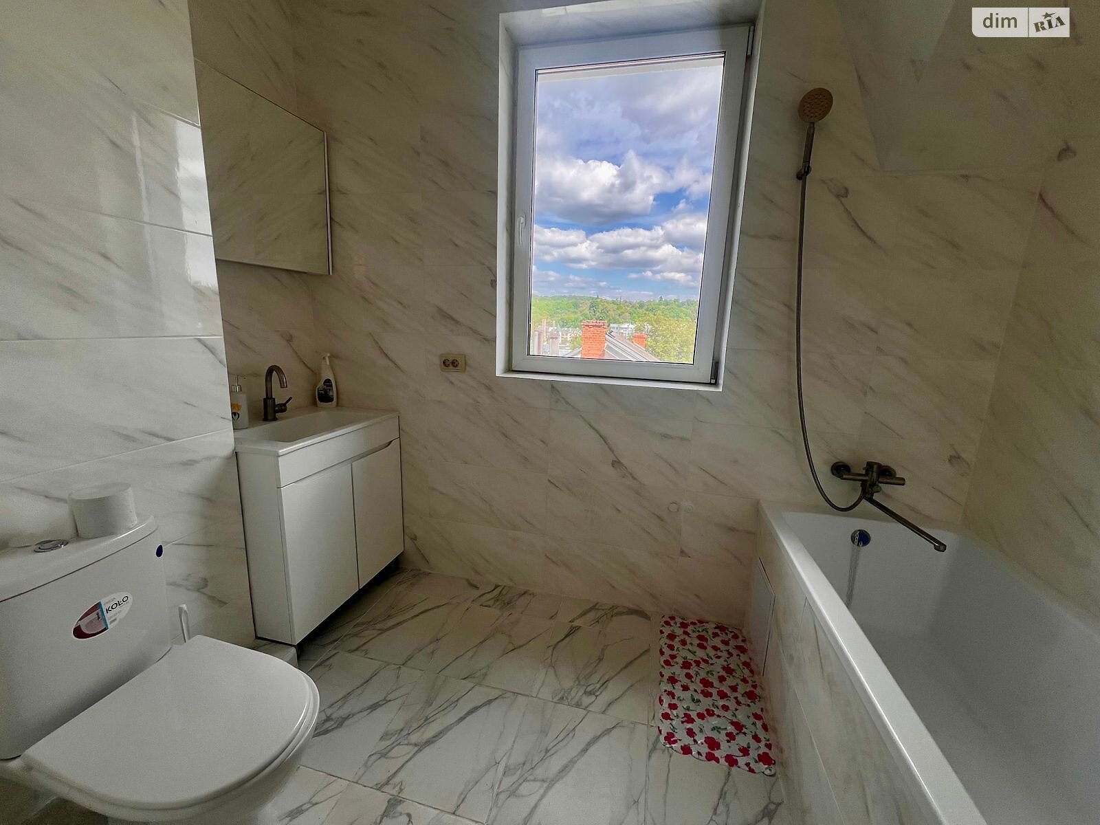 2-Room Apartment on Kruglaya Street with Fresh Renovation