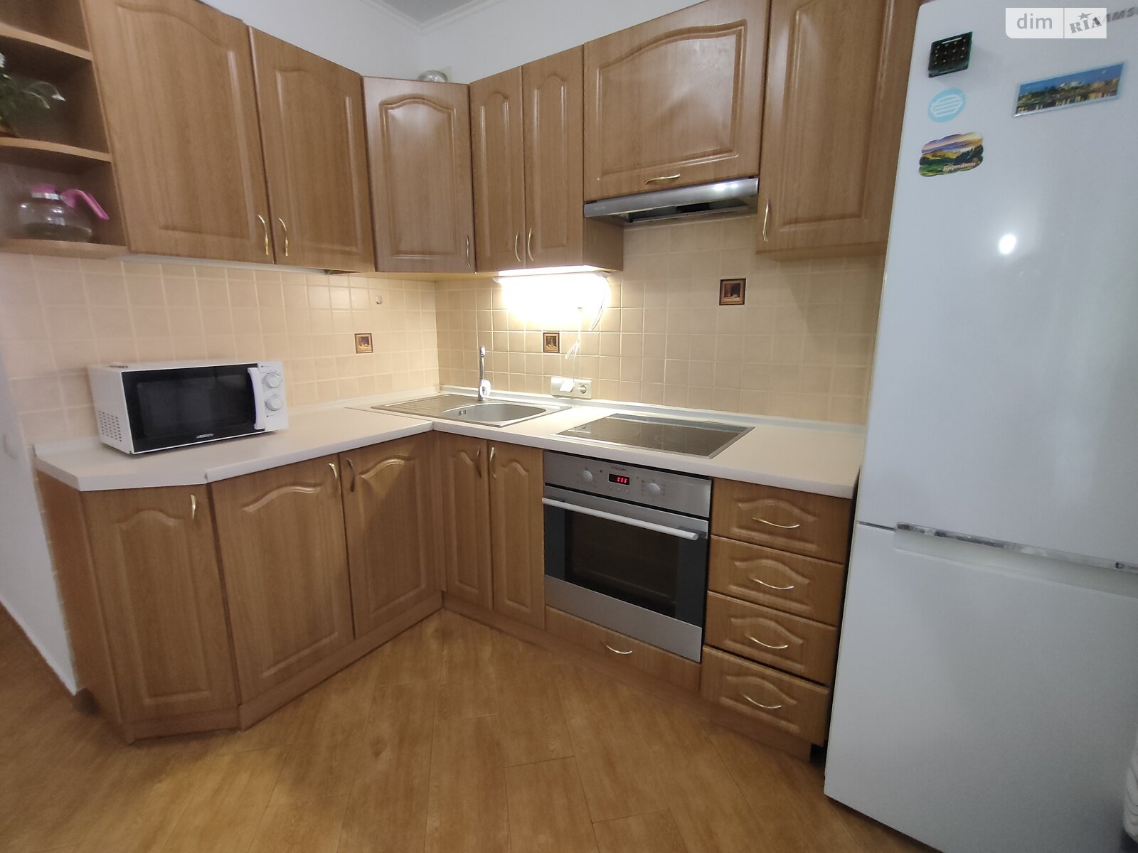 1-Room Apartment near Poznyaki Metro, Fresh Renovation