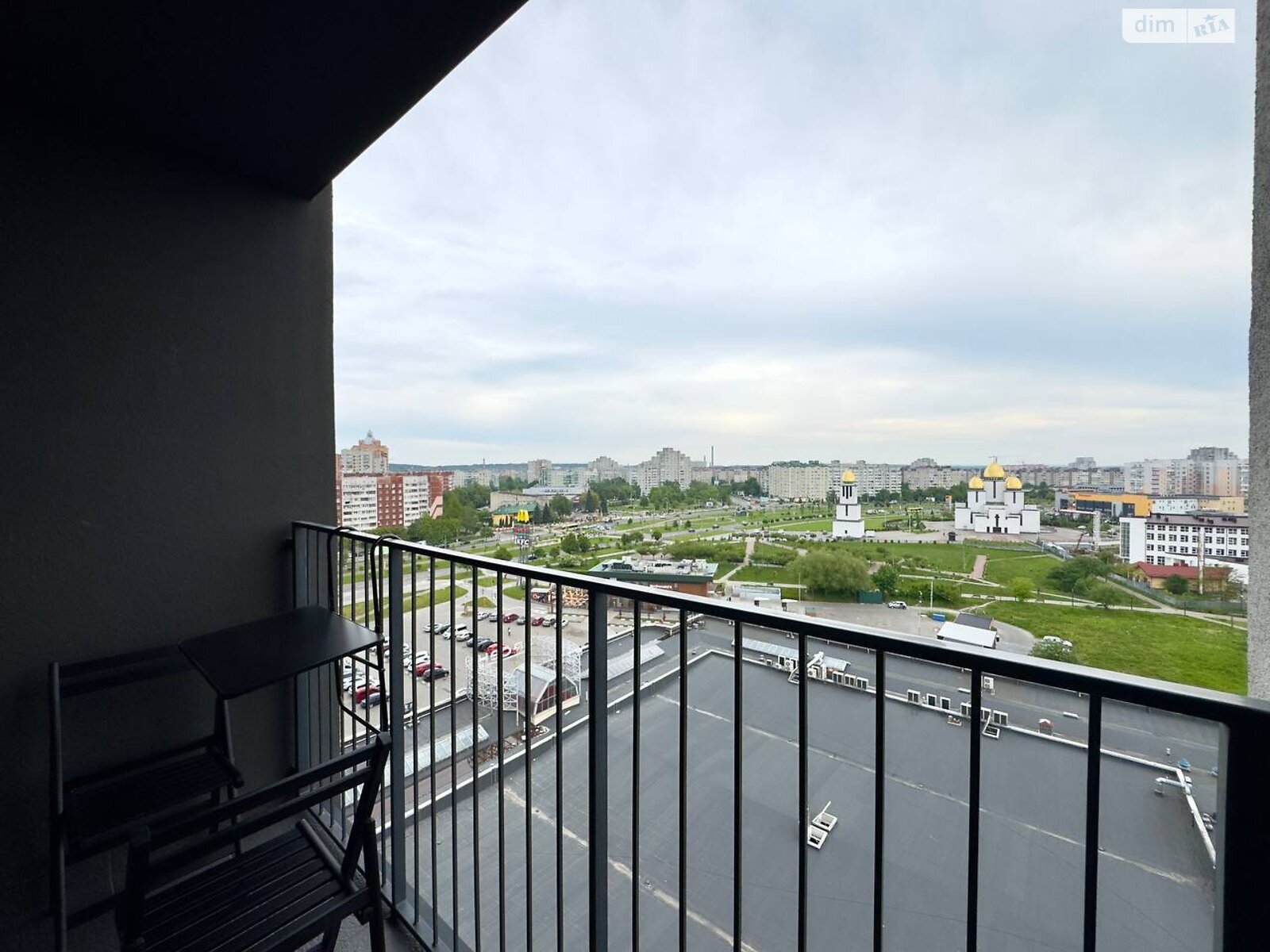 1-Bedroom Apartment in Avalon UP Complex with Balcony and City View