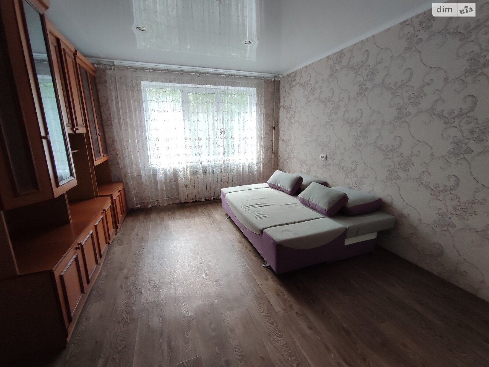 2-Room Apartment in 12th Quarter, Near Terra Shopping Center