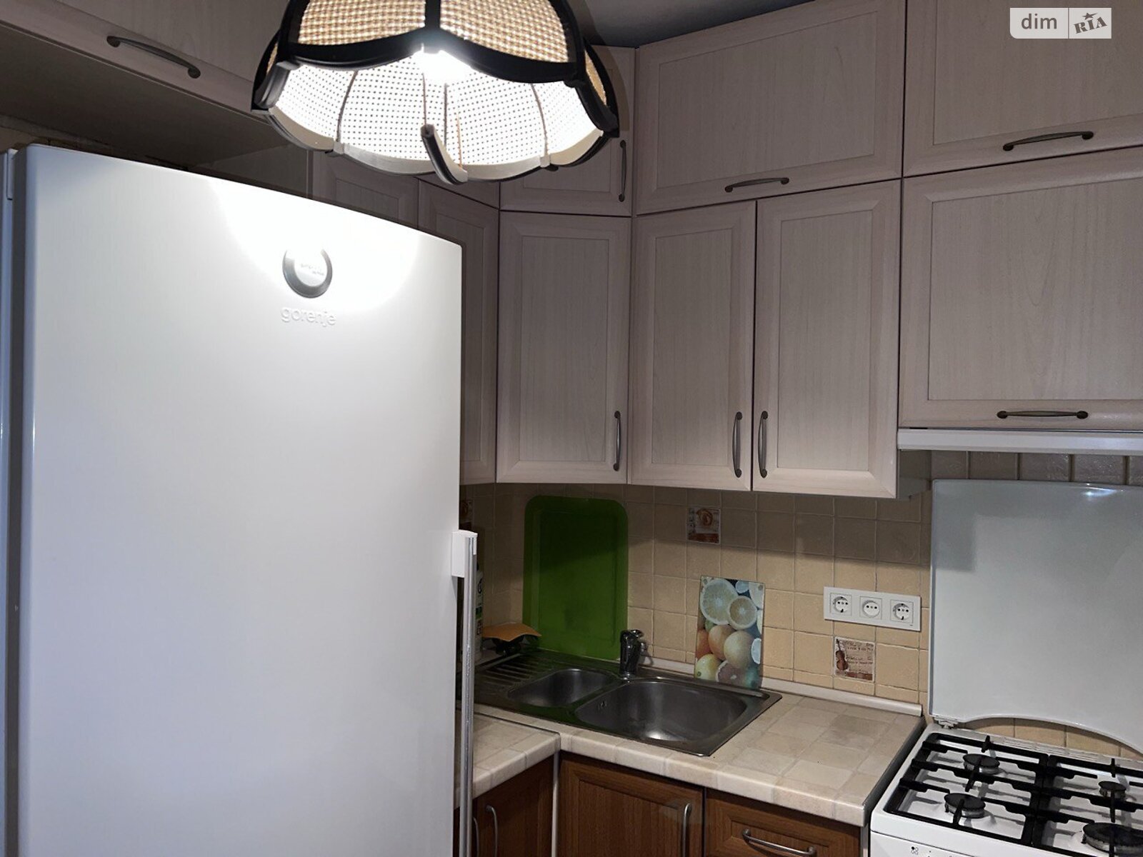 1-Bedroom Apartment on Bohatyrska Street, Obolon District