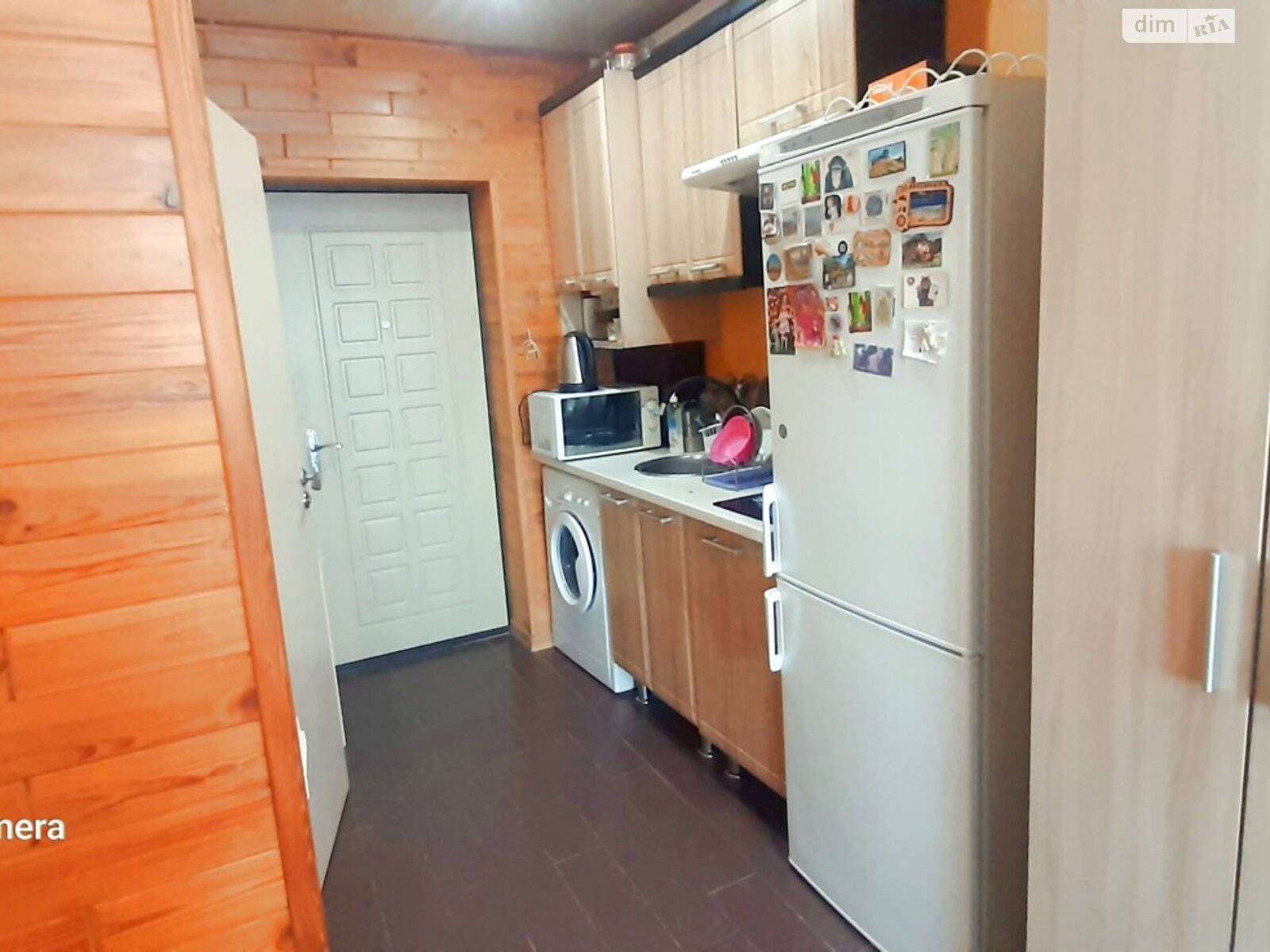 Cozy Furnished Studio Apartment with Private Bathroom and Kitchen