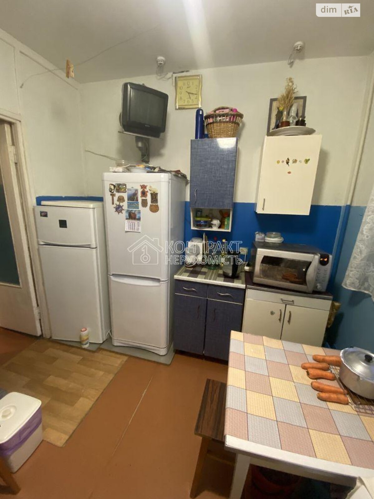 3-Room Apartment on Derevyanka Street, Utilities Included