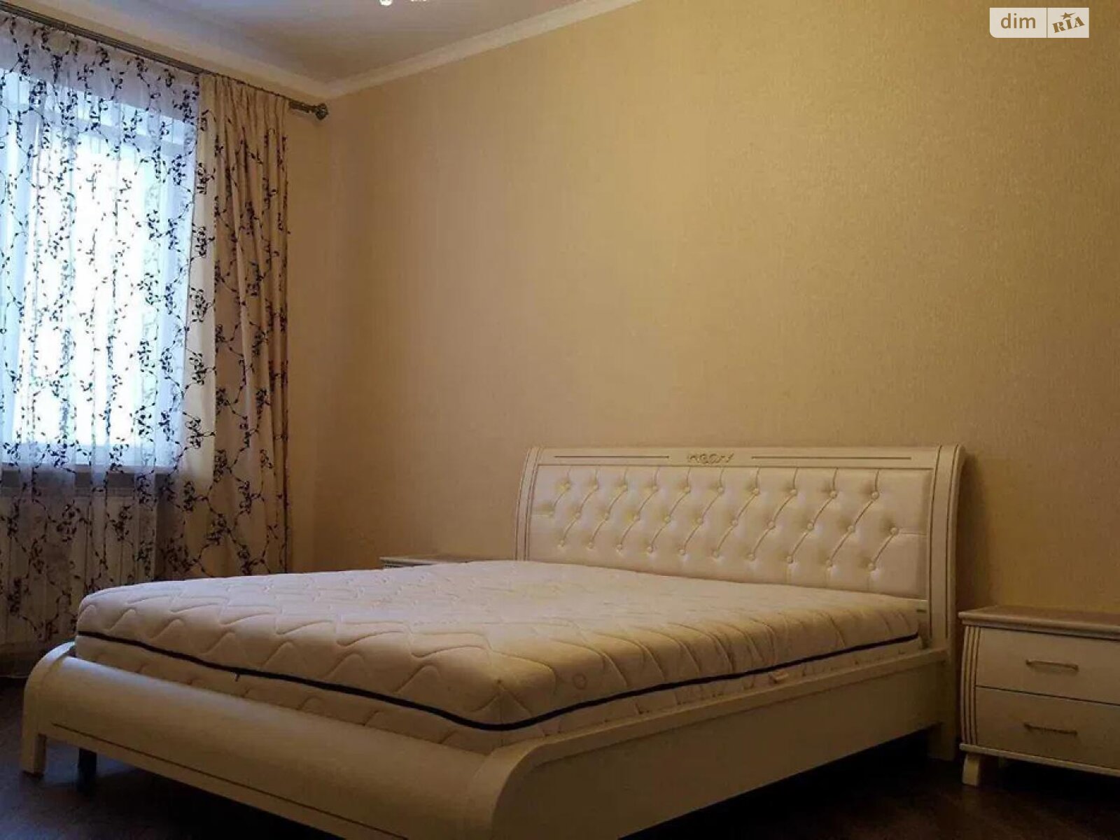 Spacious Riverside Apartment with Panoramic Dnipro River View