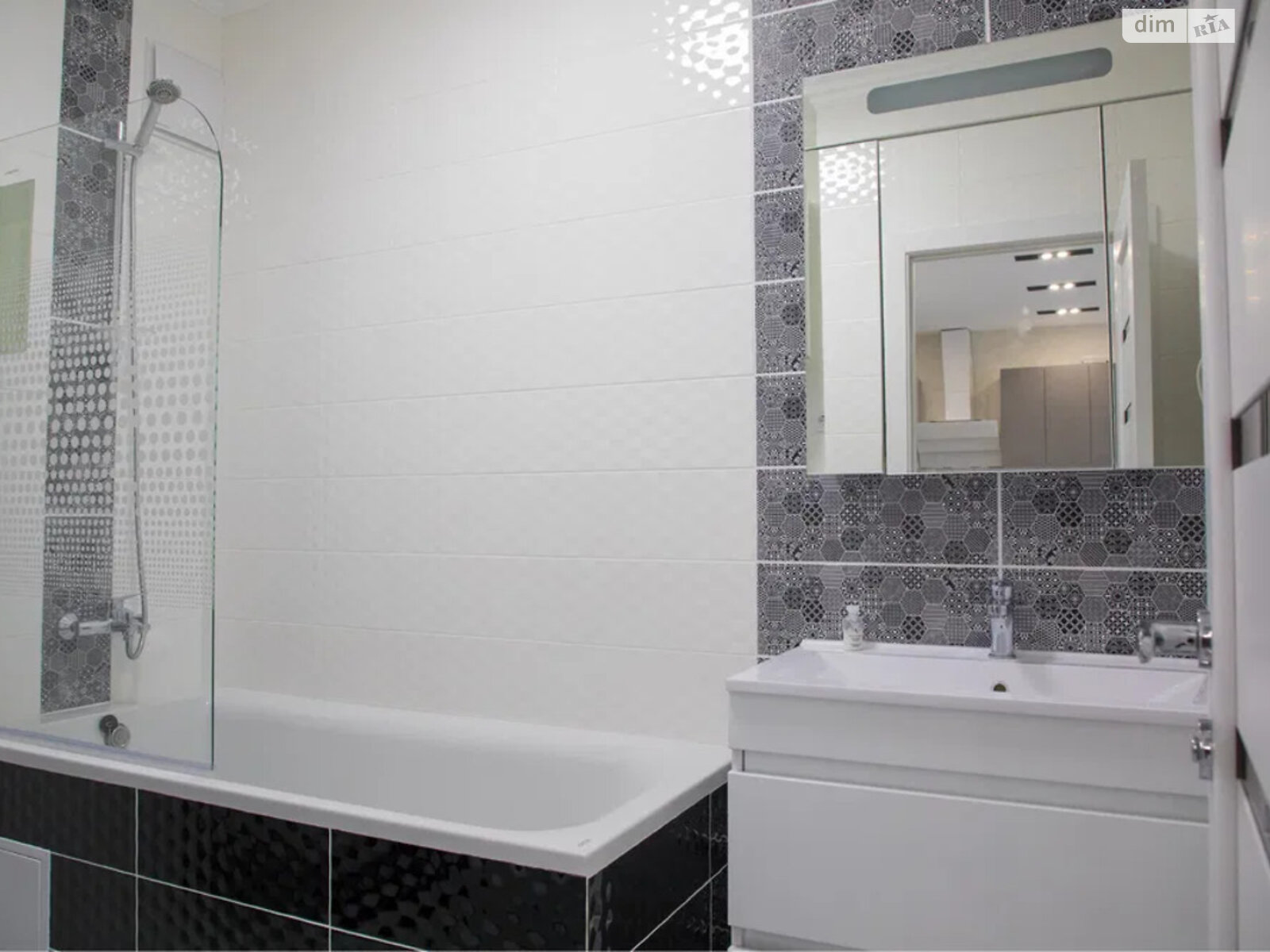 2-bedroom apartment in comfortable and safe residential complex 'Quartet'