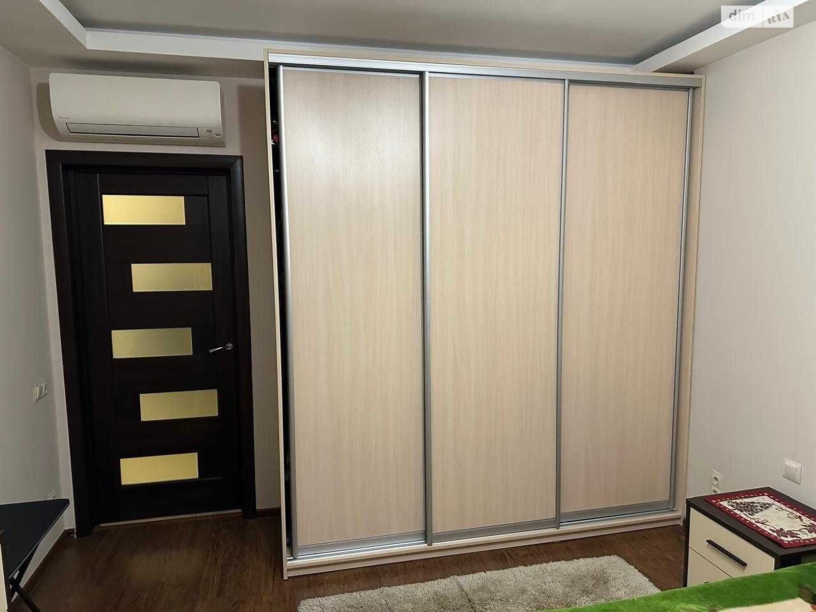 2-Bedroom Apartment in Cosmopolitan Complex, Degtiarevska Street