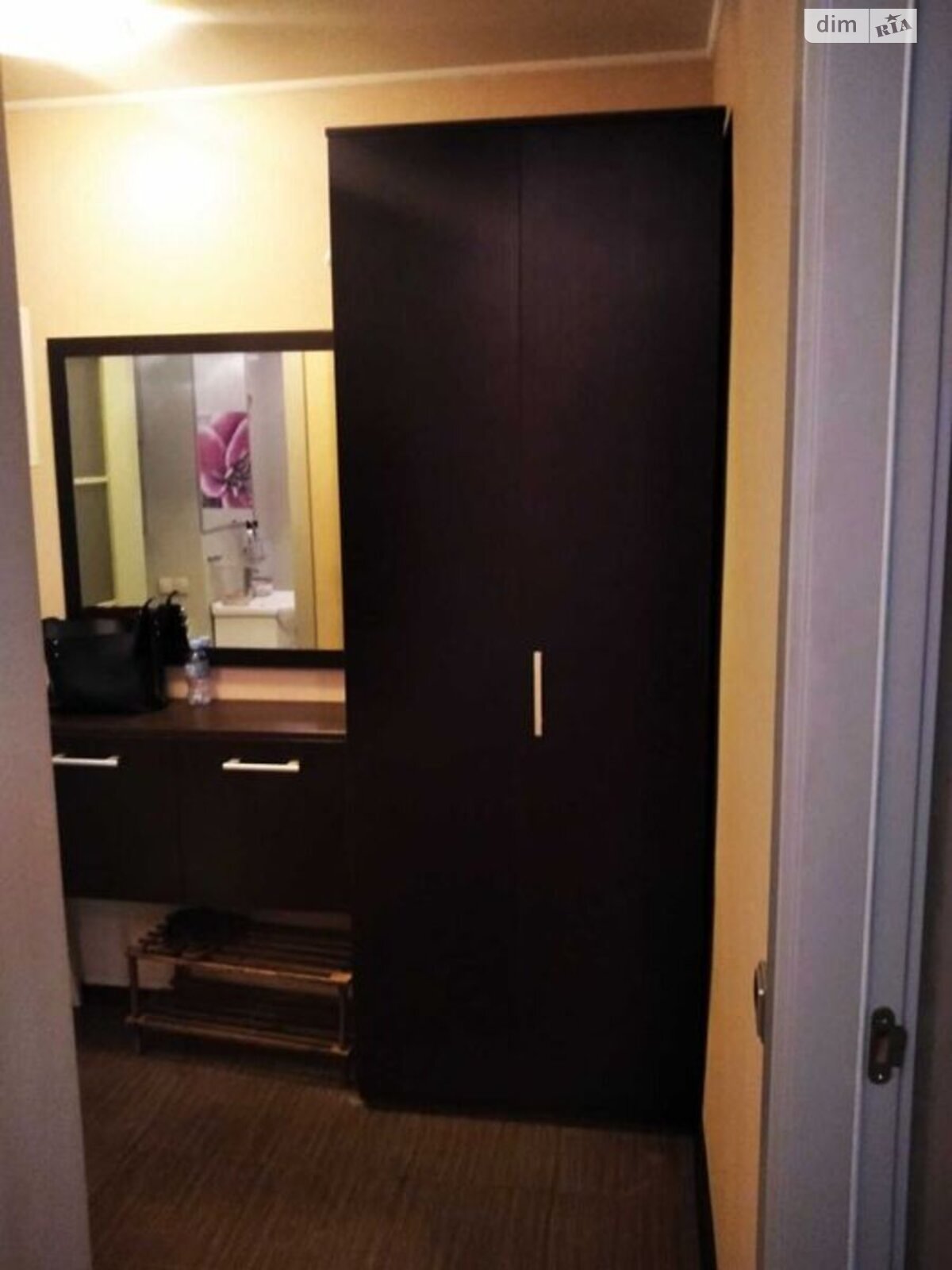 2-Room Apartment in Comfortable and Safe Building