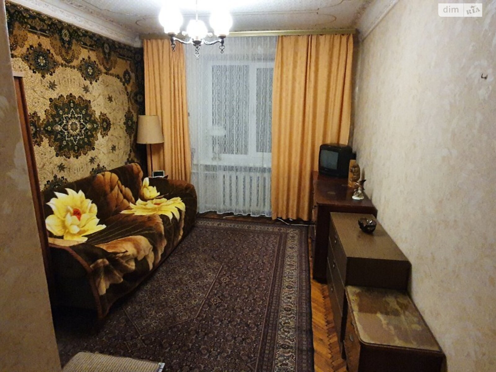 3-Room Apartment in Kurenivka, Popova Street, Obolonsky District