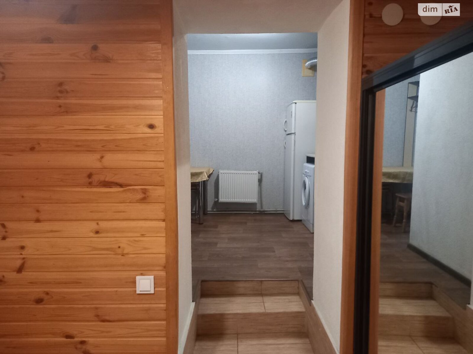 1-Room Apartment near Zashchitnikov Metro, Pavlenkovskaya Street