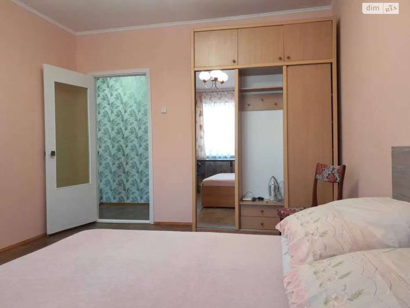 1-Bedroom Apartment near Minskaya Metro, Fully Furnished