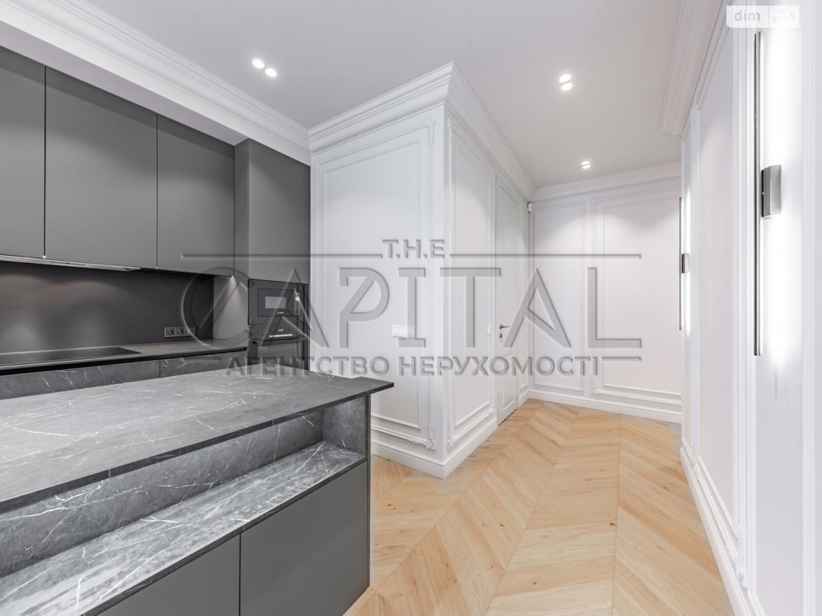 Stylish Studio Apartment in Yaroslav Grad Complex near Golden Gate Metro