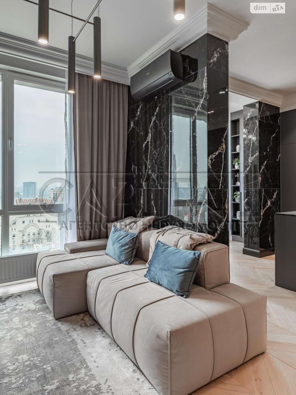 Stylish Studio Apartment in Yaroslav Grad Complex near Golden Gate Metro
