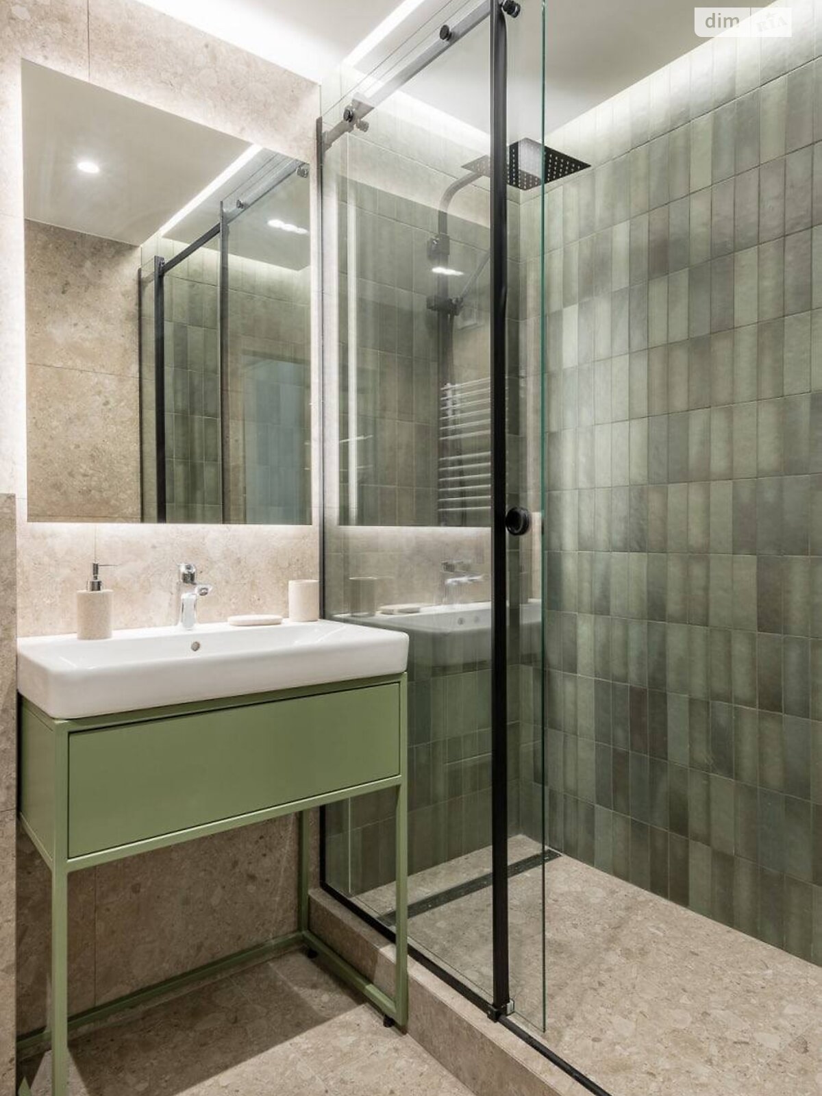1-Room Apartment in Avalon Zelena Street Complex