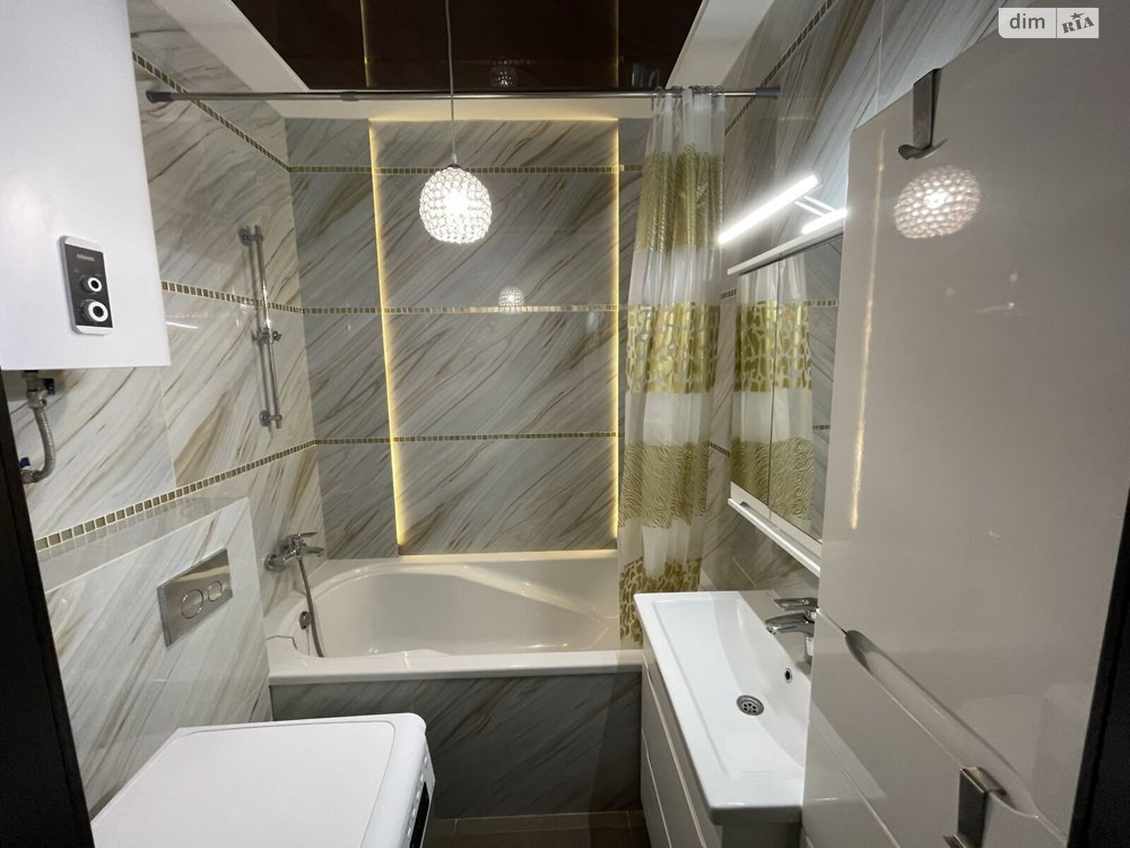 2-Room Apartment in Kyiv, CLUB HOUSE Complex, Belika Street