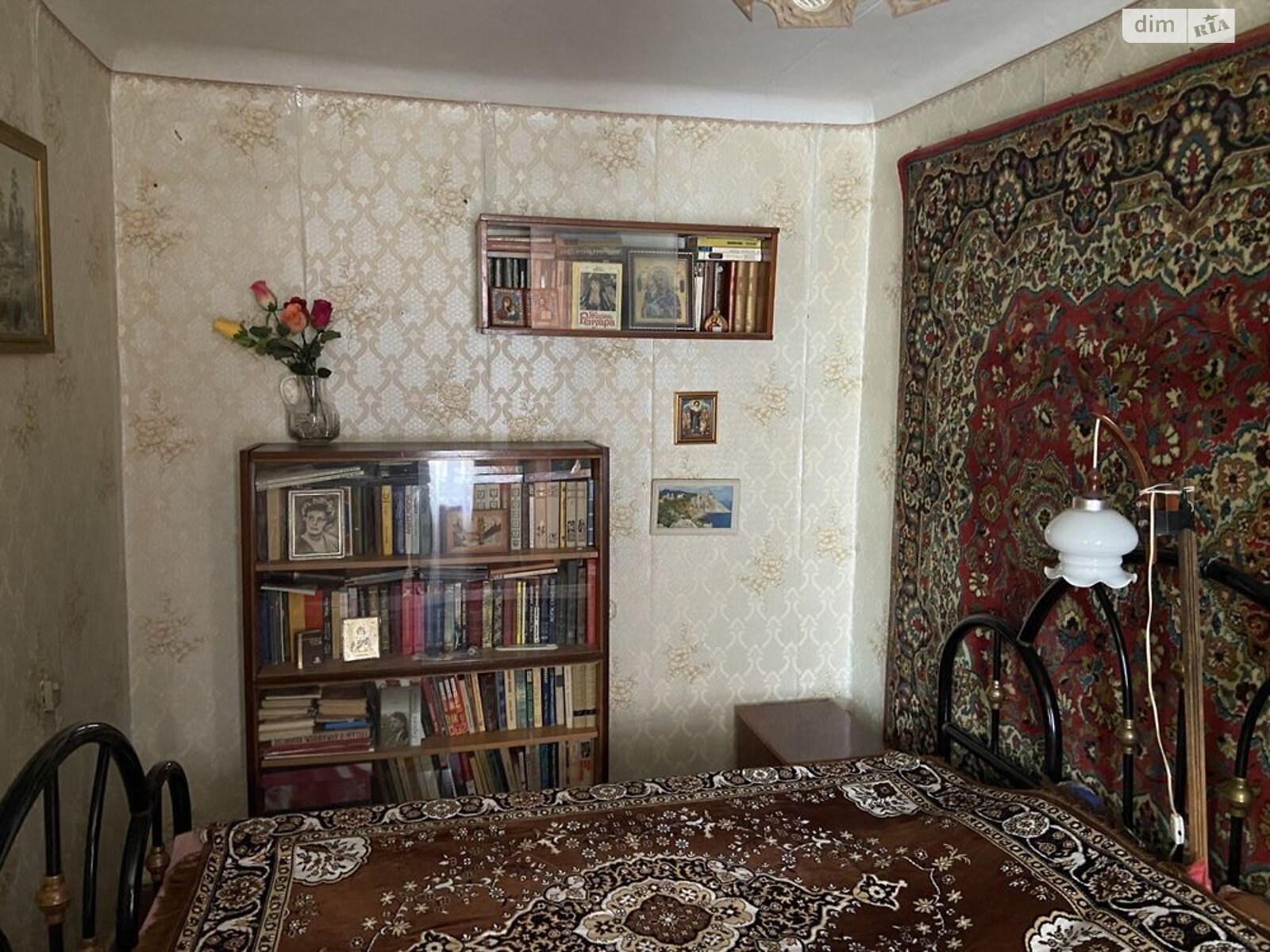 3-Room Apartment on Sobornosti Street, Furnished with Internet and Cable TV