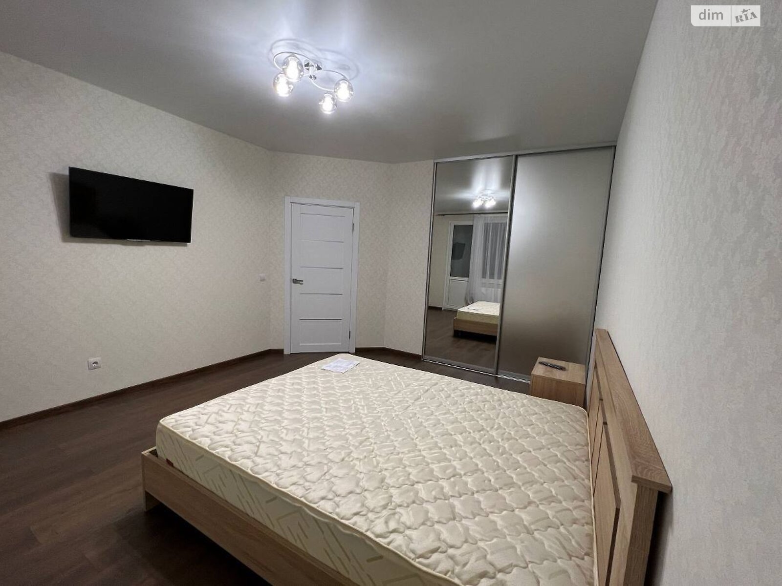 1-Bedroom Apartment in Zarichanska District with Individual Gas Heating