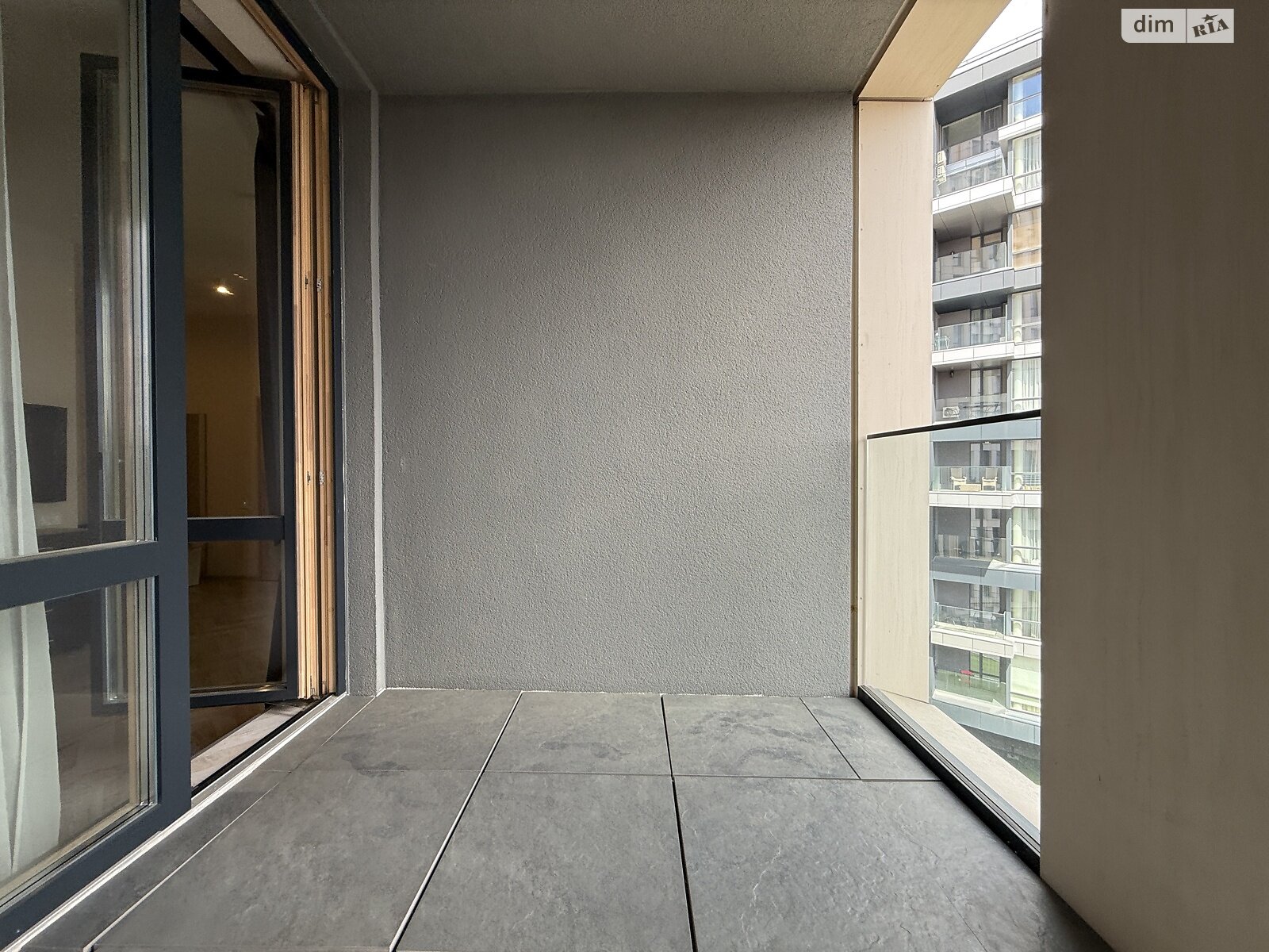 1-Bedroom Apartment with Studio Kitchen in Elite Forum Apartment Complex