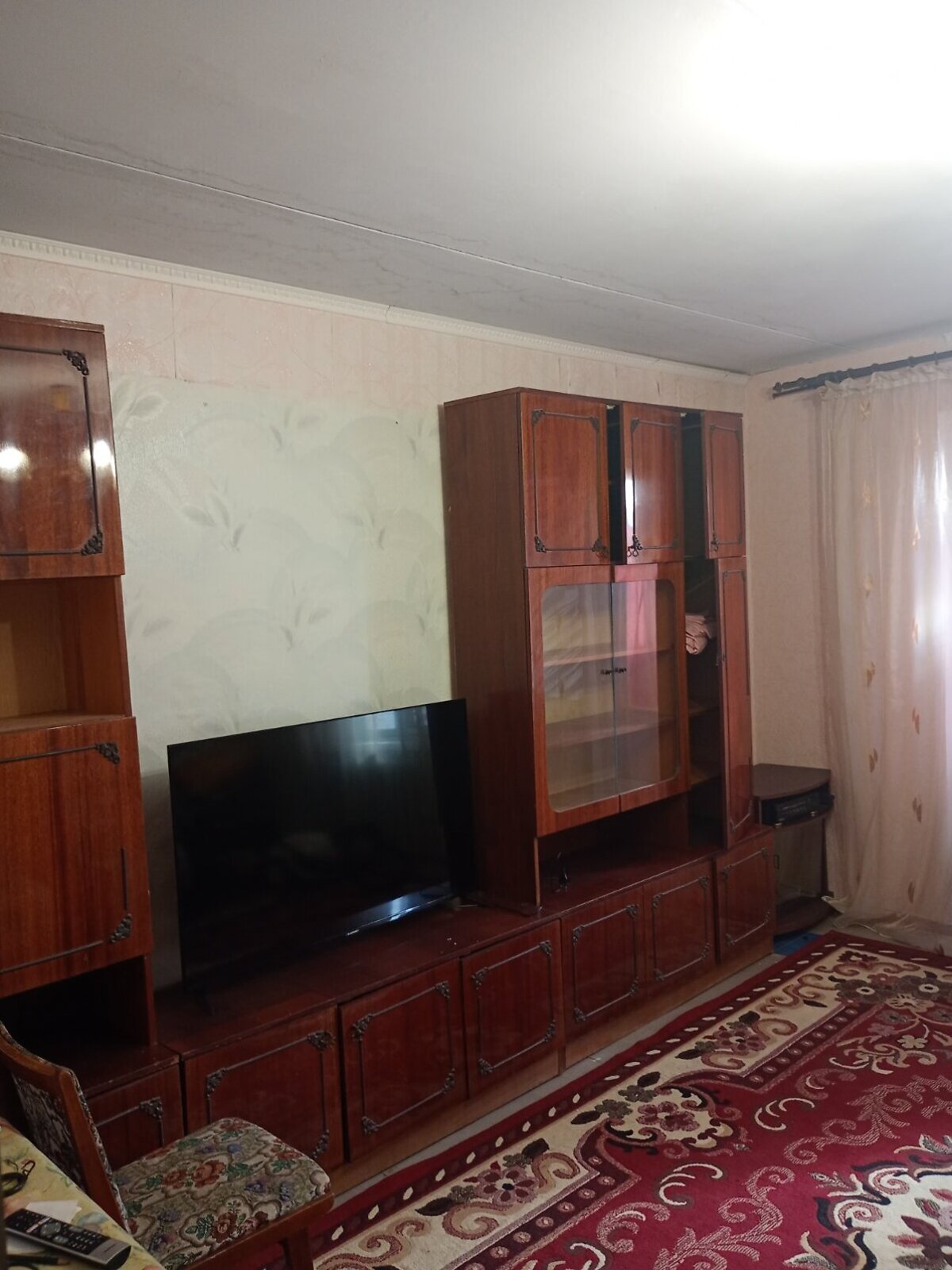 2-Room Apartment on Left Bank, Maria Lisichenko Street