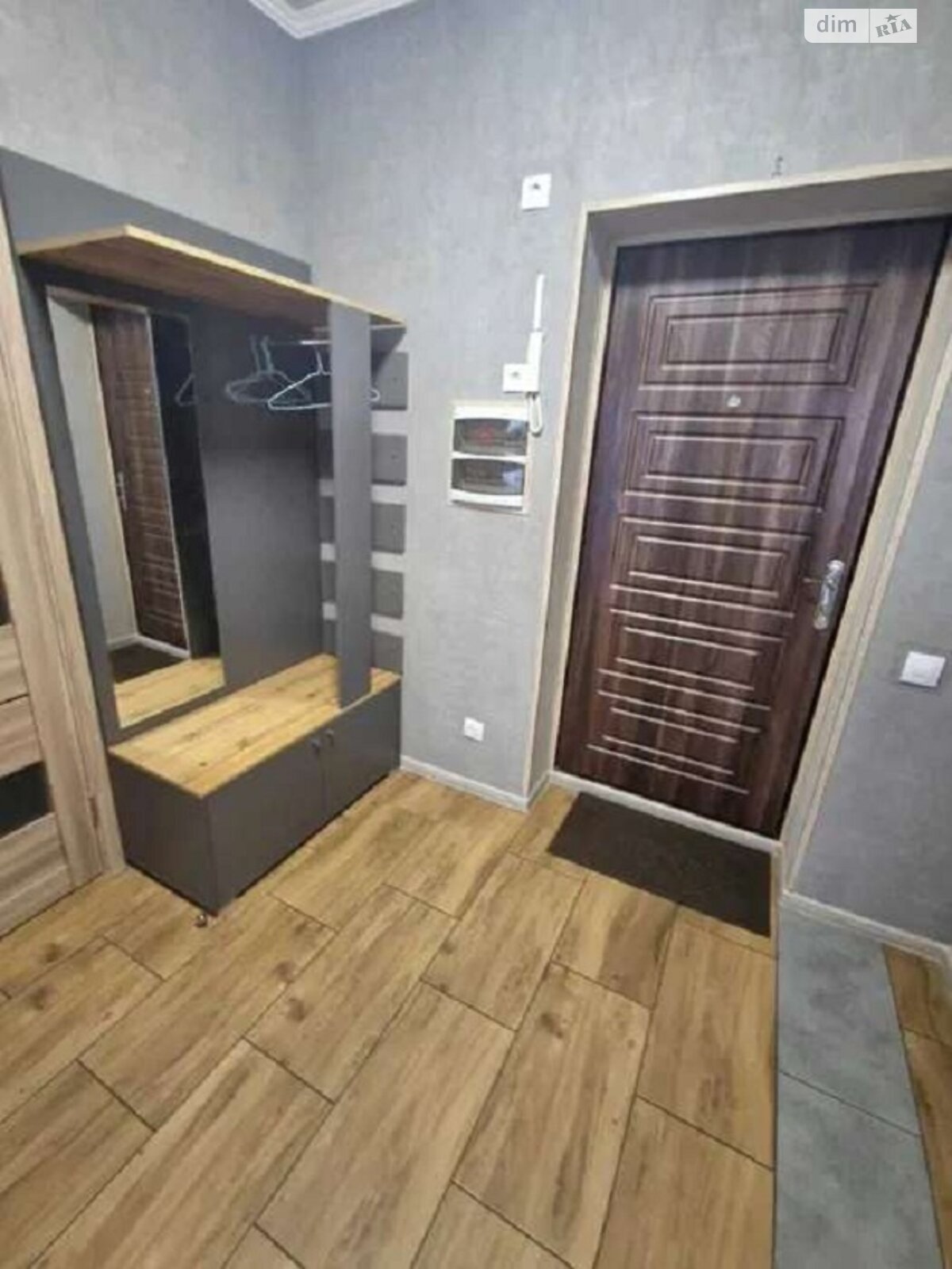 1-Bedroom Apartment in Misto Kvitiv Complex near Kyiv Center