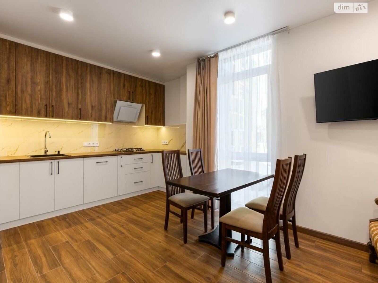 Two-room apartment in Lviv with designer renovation and modern amenities