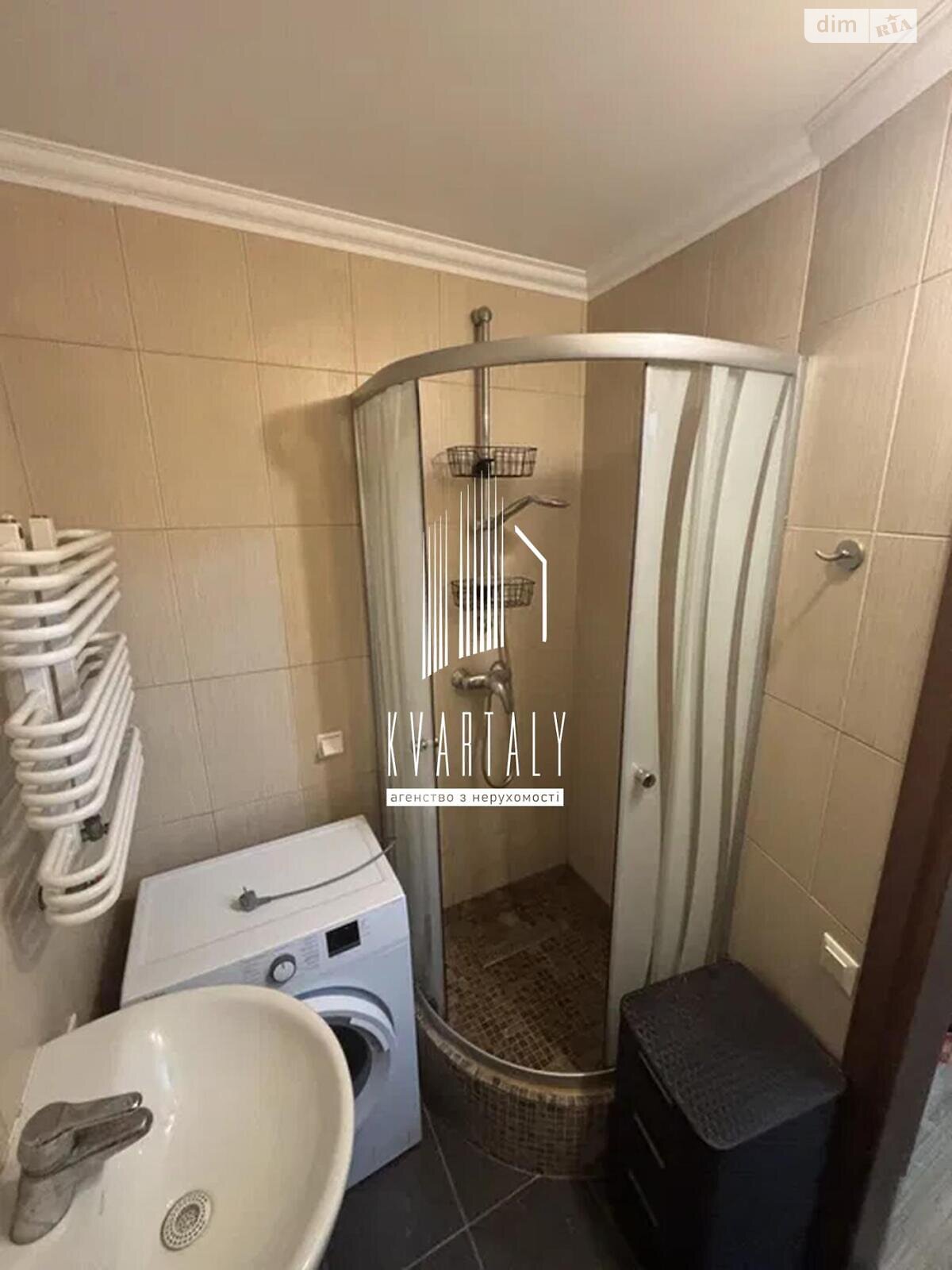 2-Room Apartment on Oleny Telihy Street, 1st Floor, Well-Equipped