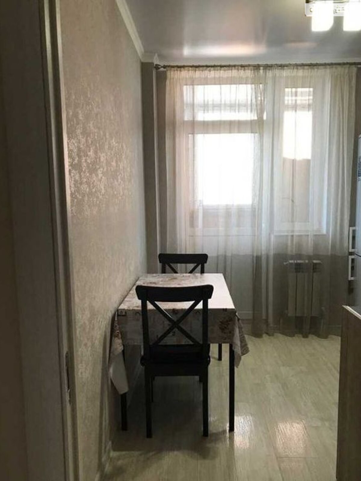 1-bedroom apartment near Vasylkivska metro, close to public transport
