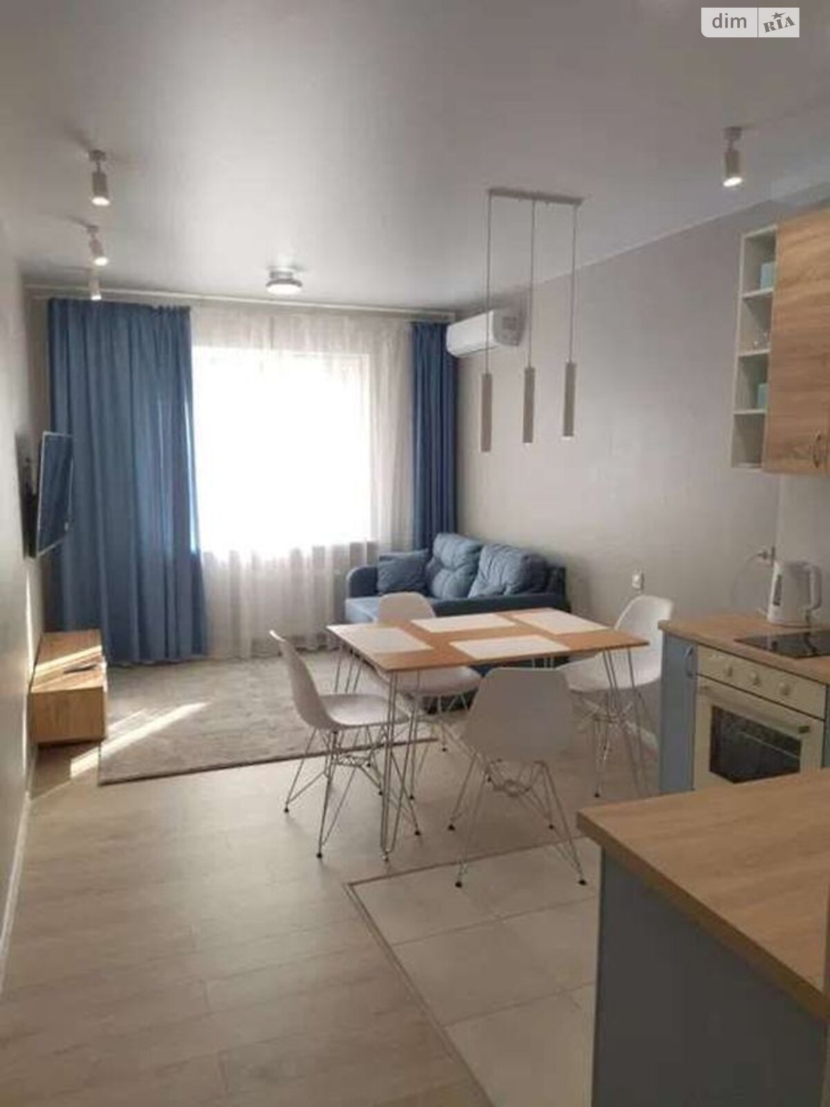 1-Bedroom Apartment in Kyiv, Fully Furnished and Equipped