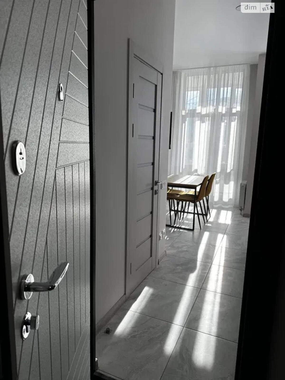 Modern Apartment in Berezhany Complex, 40 m² with High Ceilings