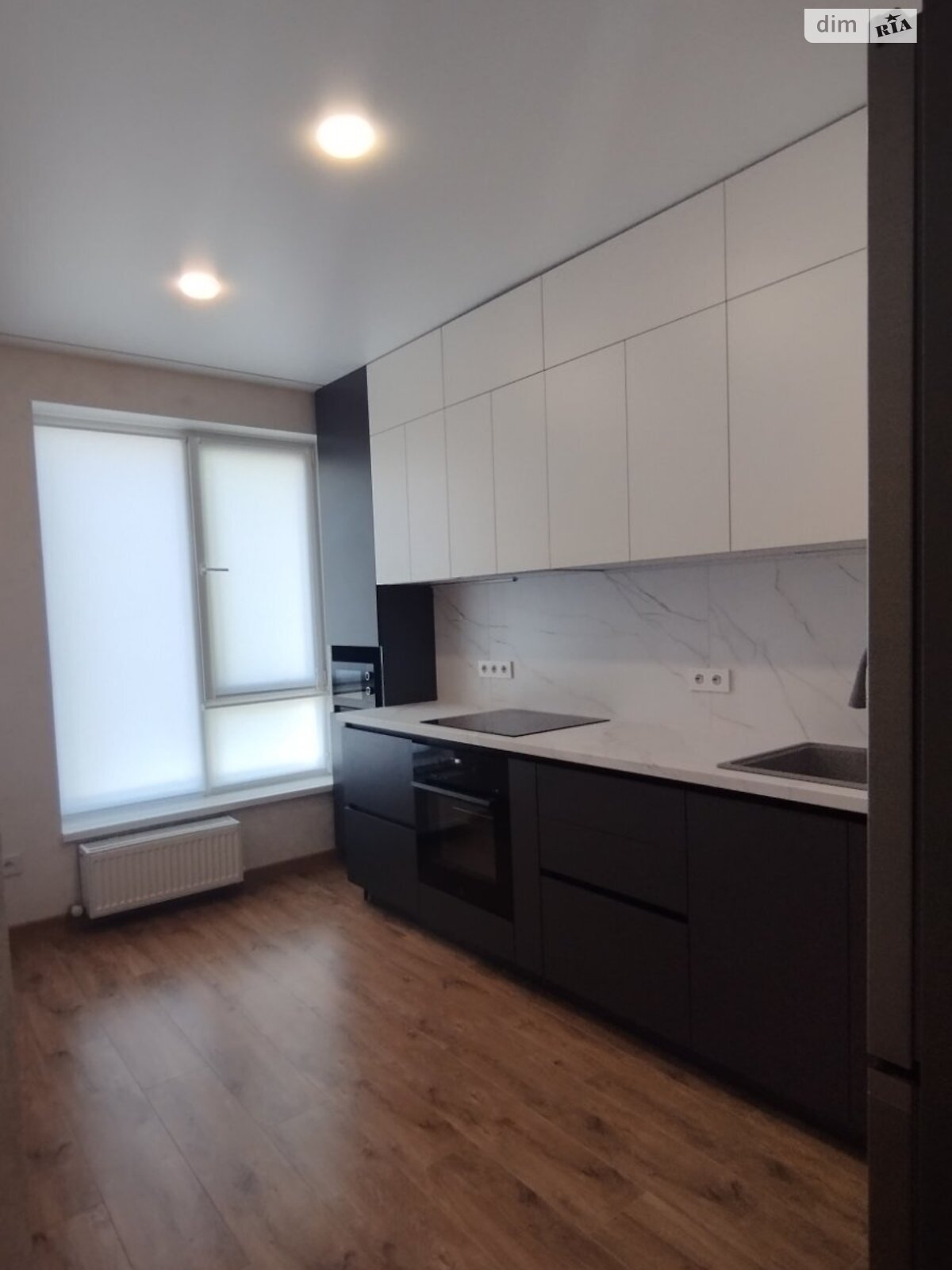 New apartment with full furnishings and appliances in a good location