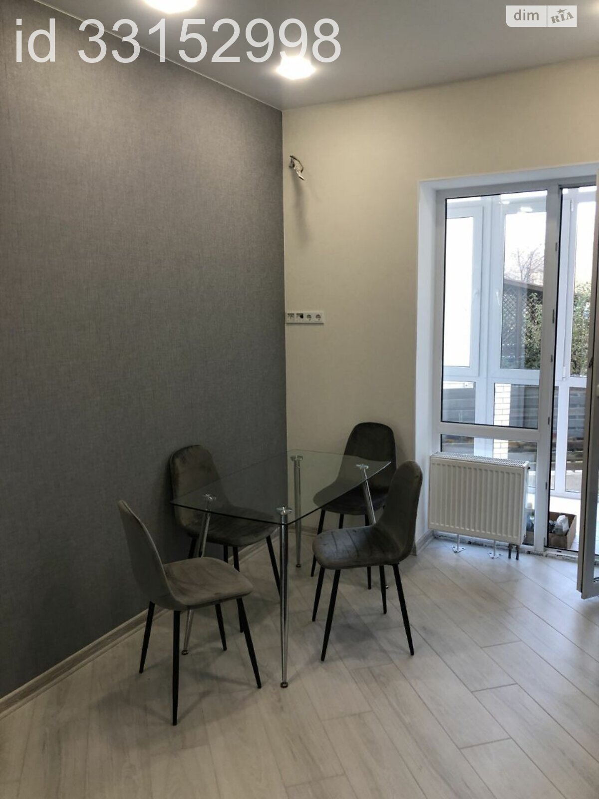 1-Bedroom Apartment in Mandarin Complex, Voloshkova Street