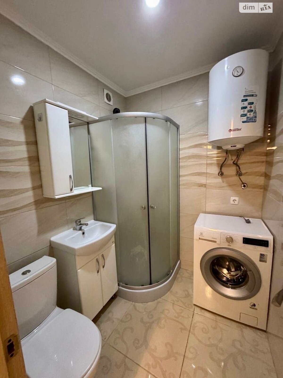 Apartment near Varnensky Park, 42 sq.m, 13th floor