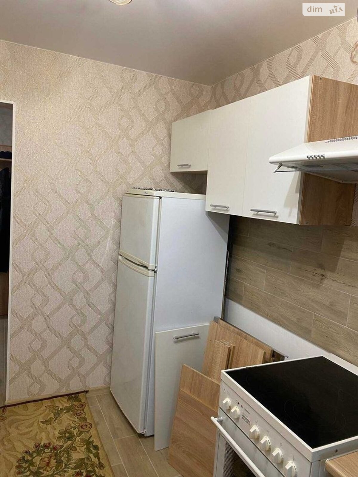 1-Bedroom Apartment with Modern Renovation