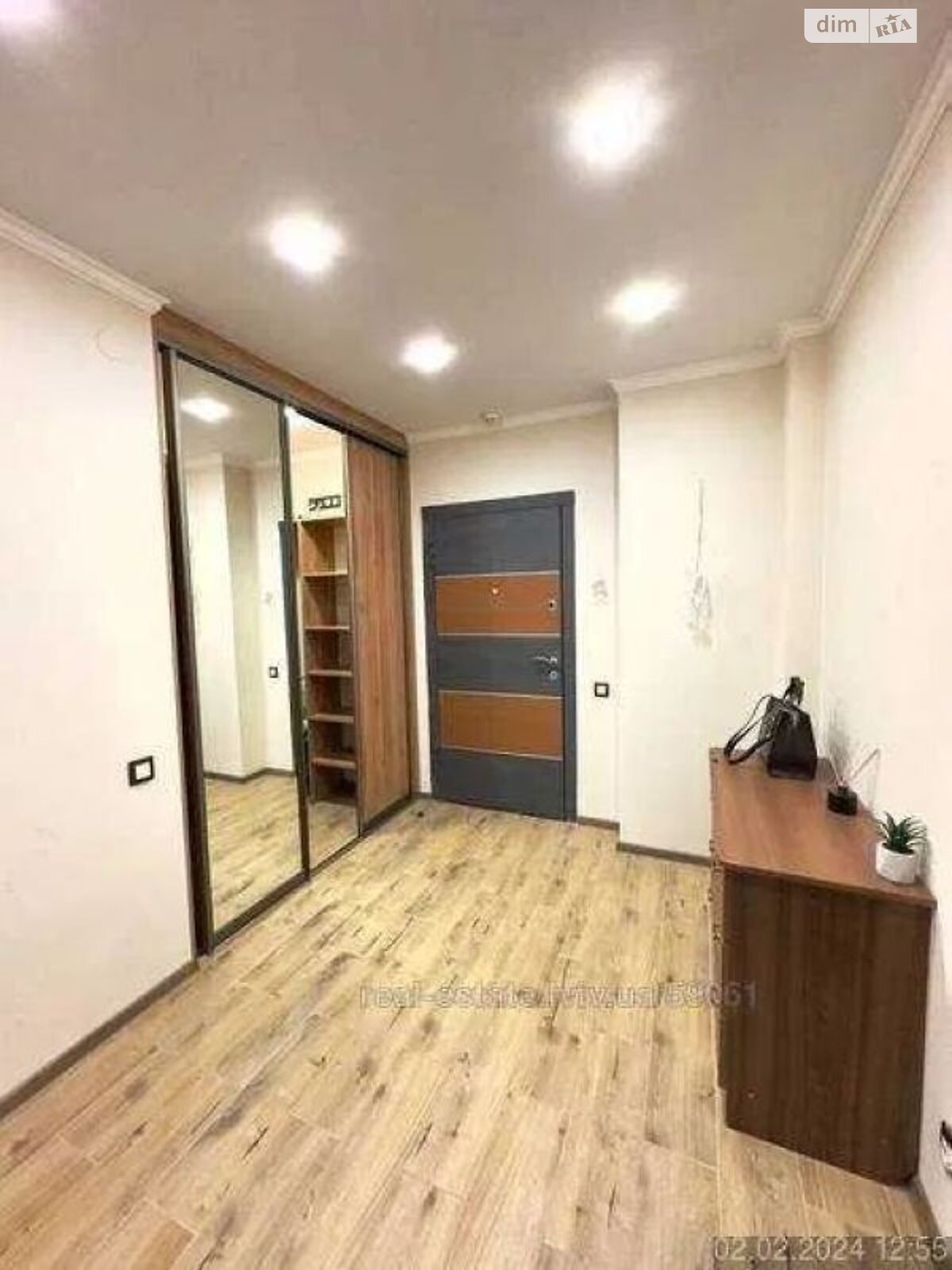 Spacious 1-bedroom apartment in modern new building on Lincoln Street, Lviv