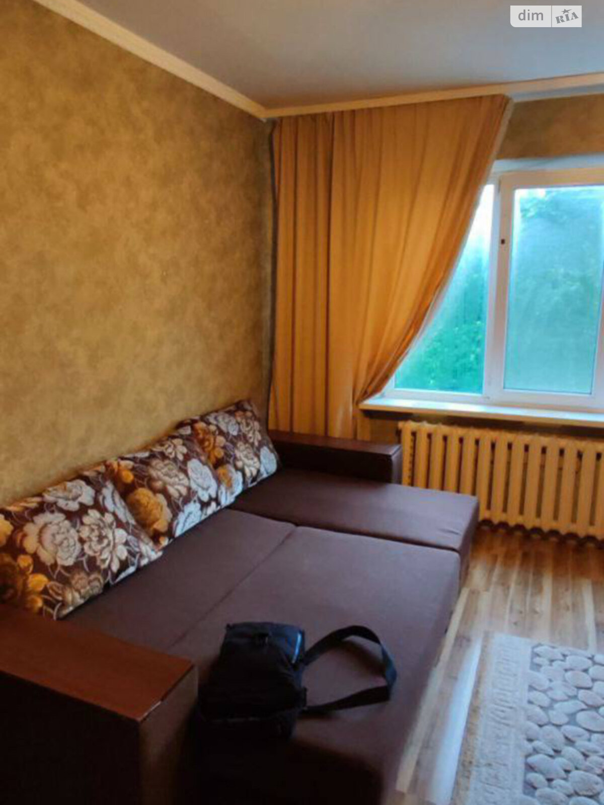 3-Room Apartment in Southwest Area with Central Heating