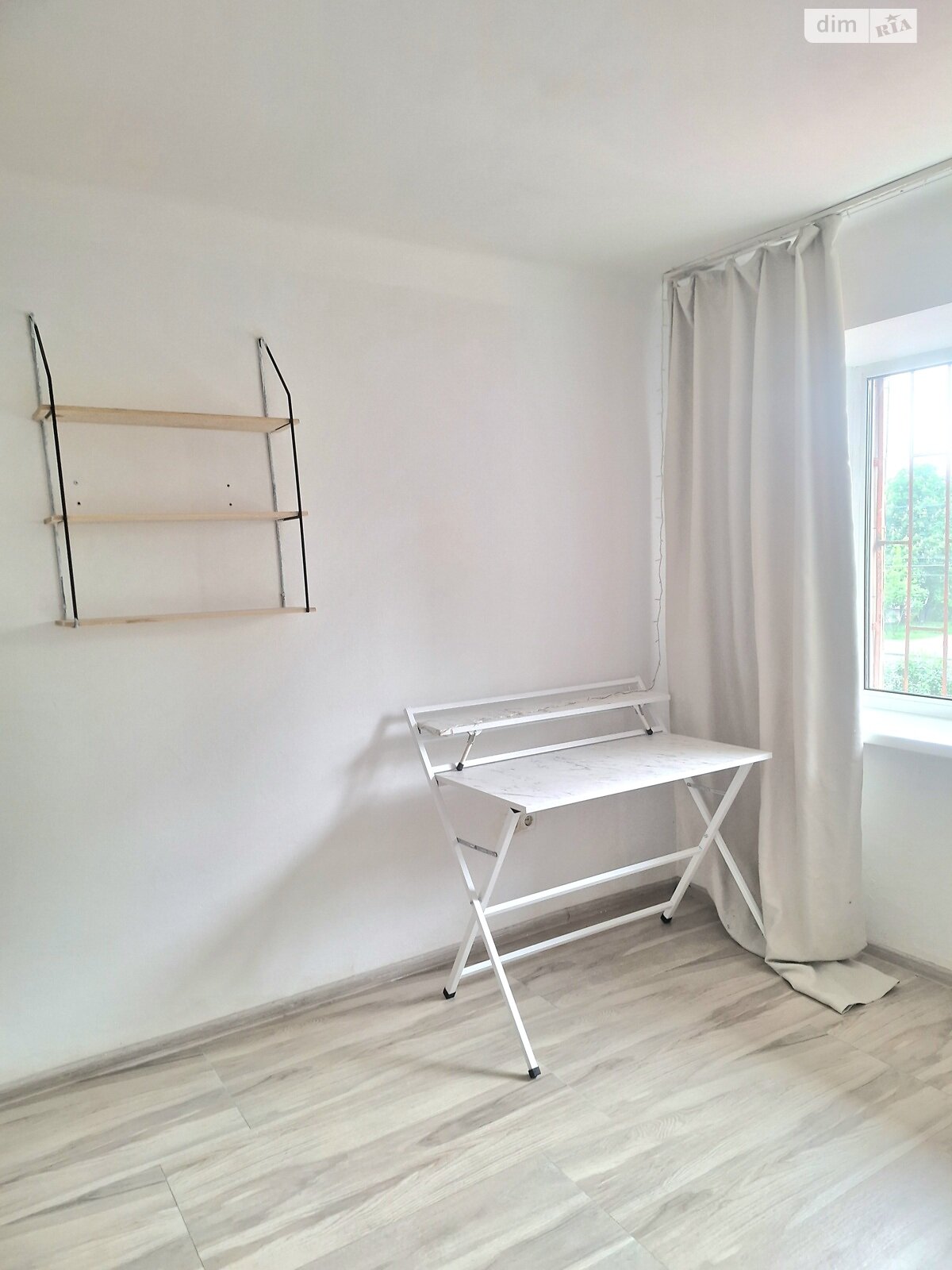 Renovated, bright, and cozy apartment with essential appliances